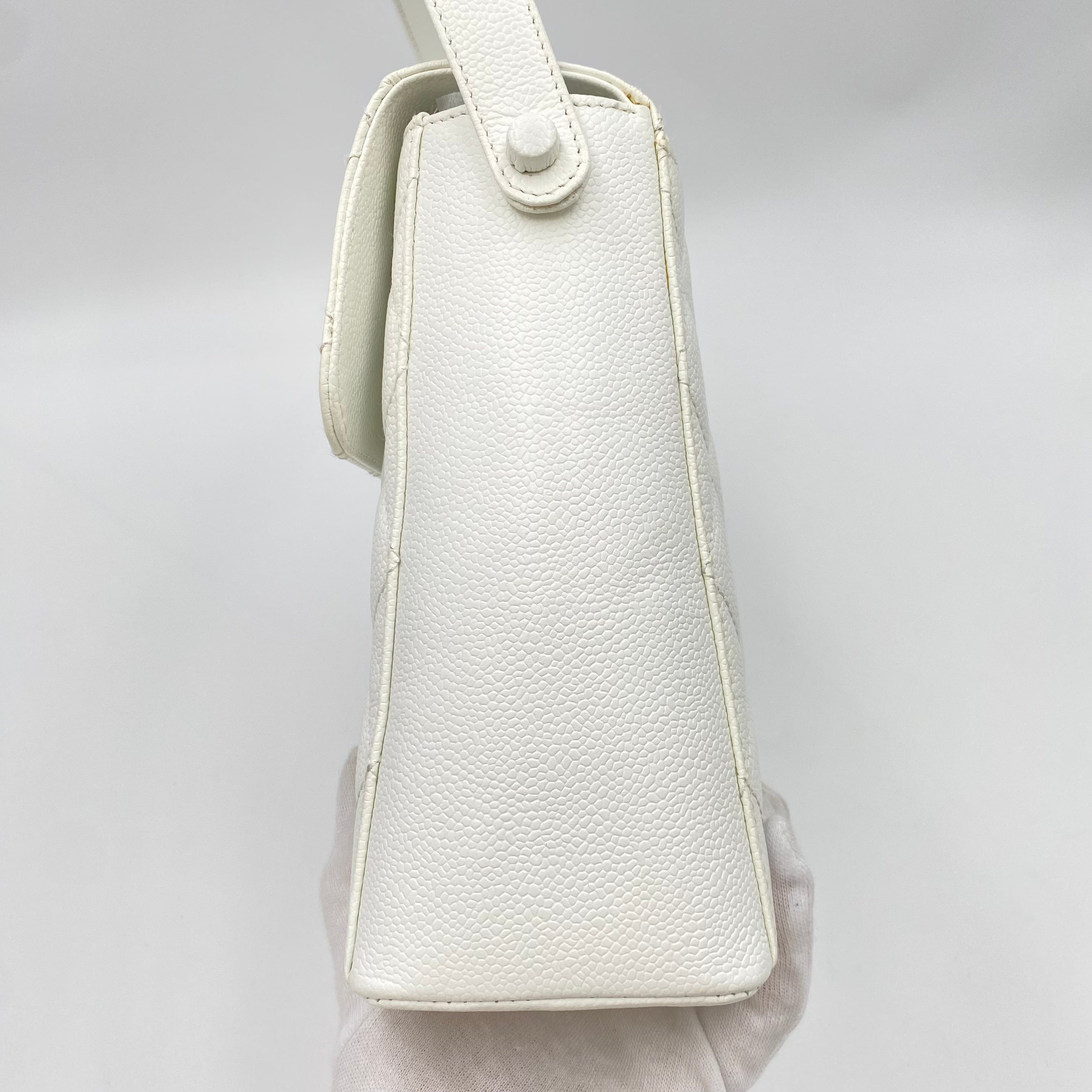 Chanel CHANEL VINTAGE ONE SHOULDER BAG WHITE CAVIAR SKIN 90211269
