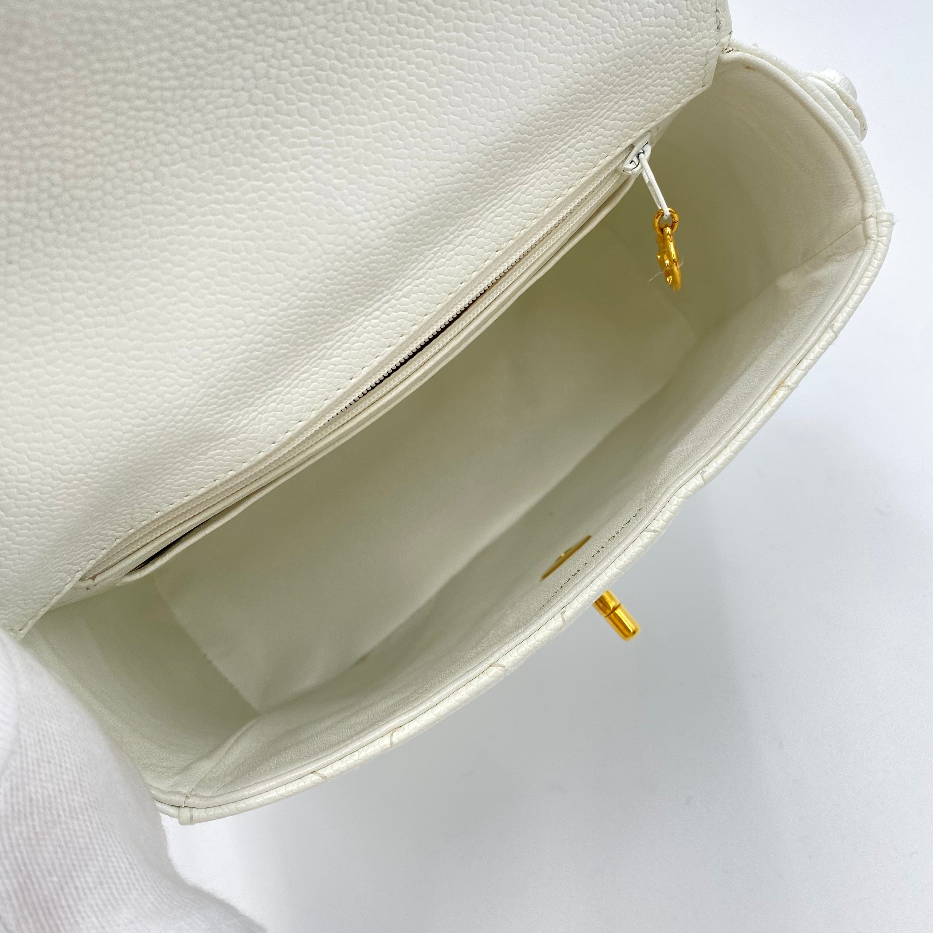 Chanel CHANEL VINTAGE ONE SHOULDER BAG WHITE CAVIAR SKIN 90211269