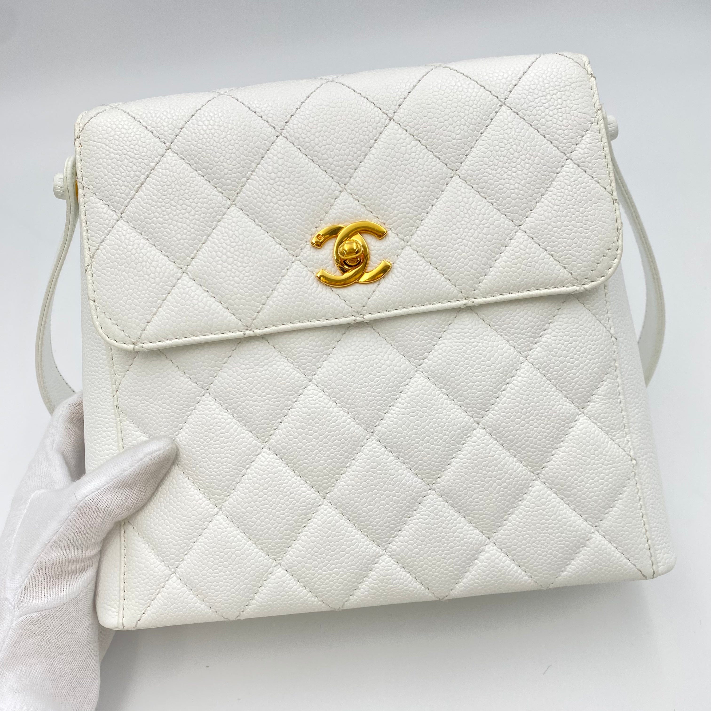 Chanel CHANEL VINTAGE ONE SHOULDER BAG WHITE CAVIAR SKIN 90211269