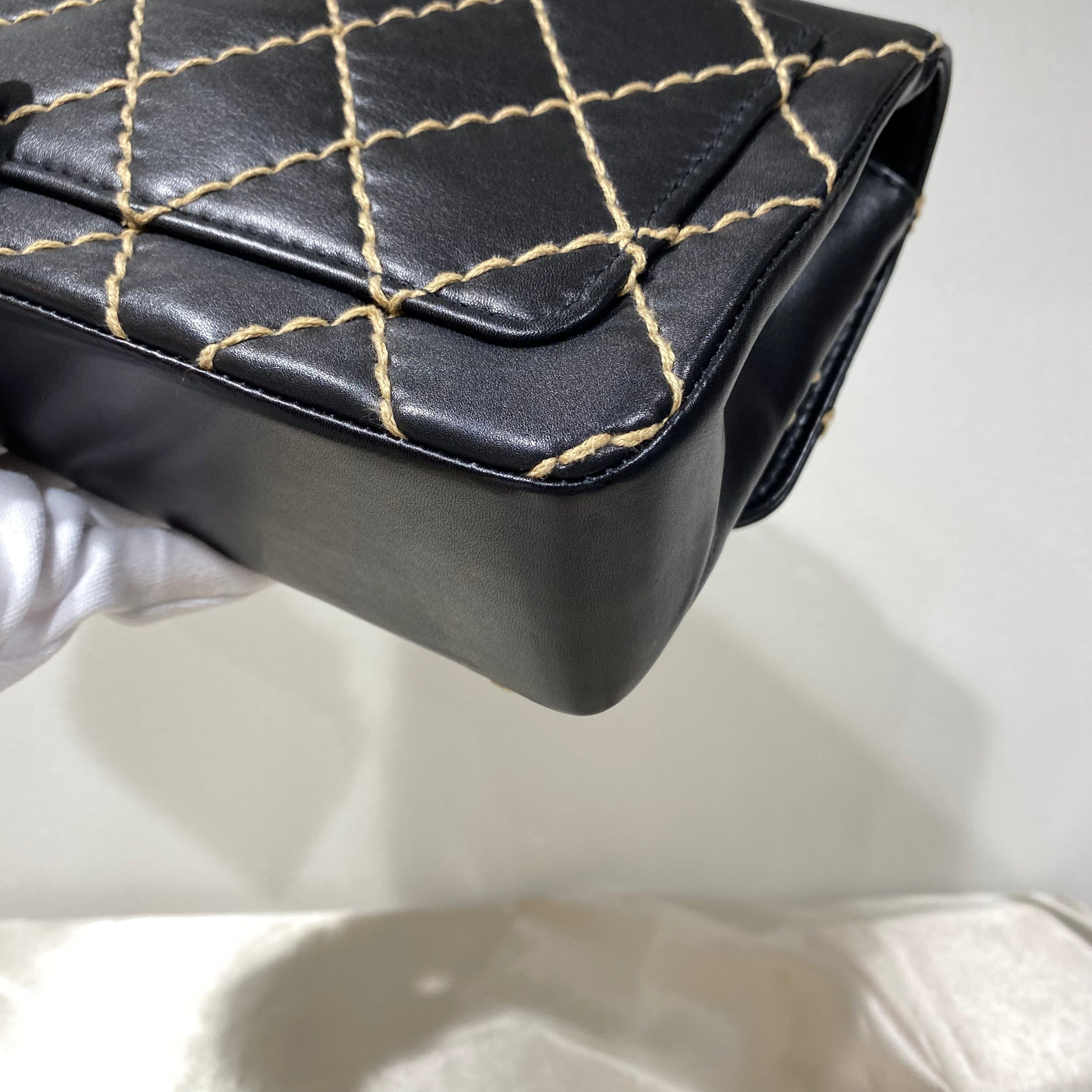 Chanel CHANEL VINTAGE WILD STITCH CHAIN SHOULDER BAG BLACK LAMB SKIN 90193508