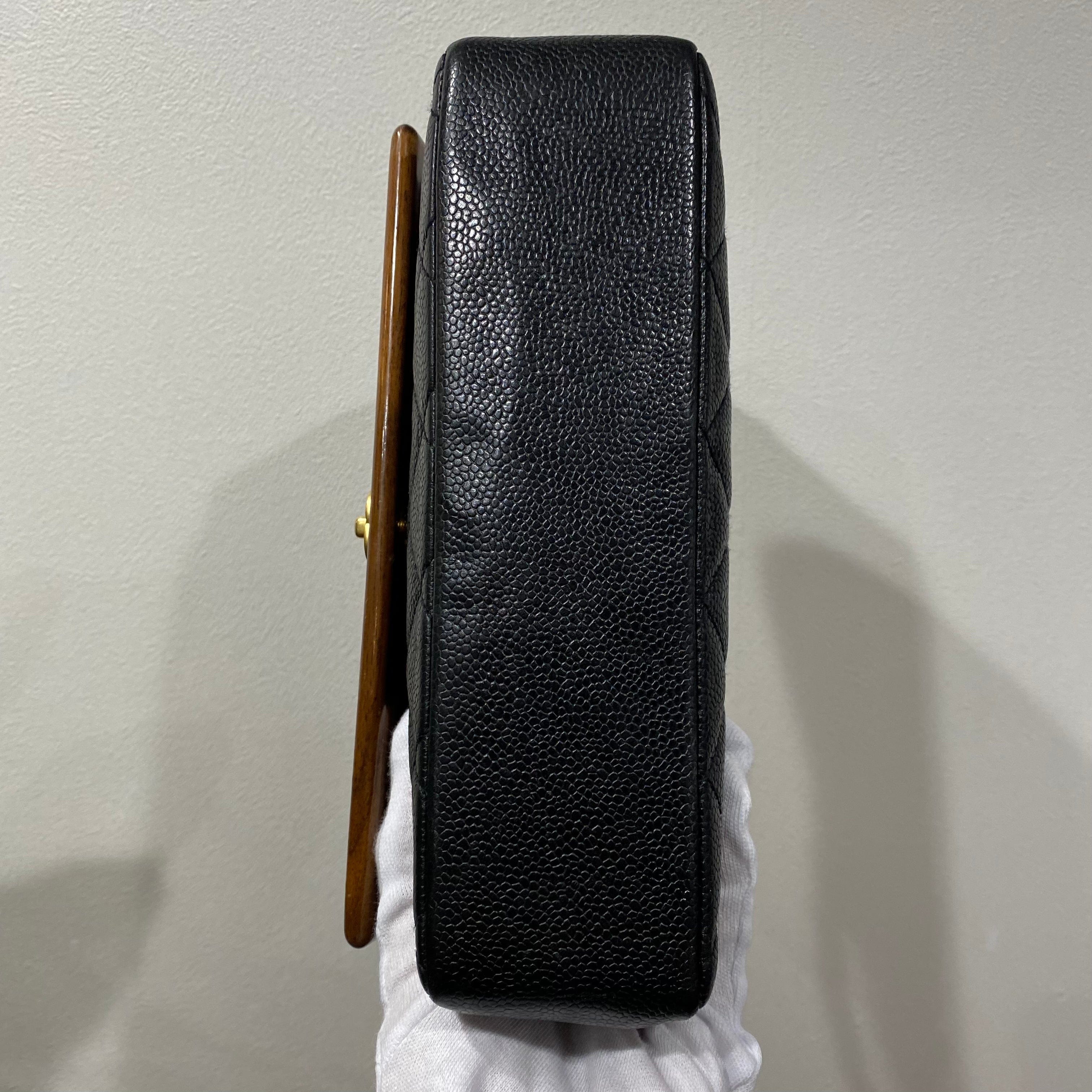 Chanel CHANEL VINTAGE WOOD FLAP CHAIN SHOULDER BAG BLACK CAVIAR SKIN 90213611