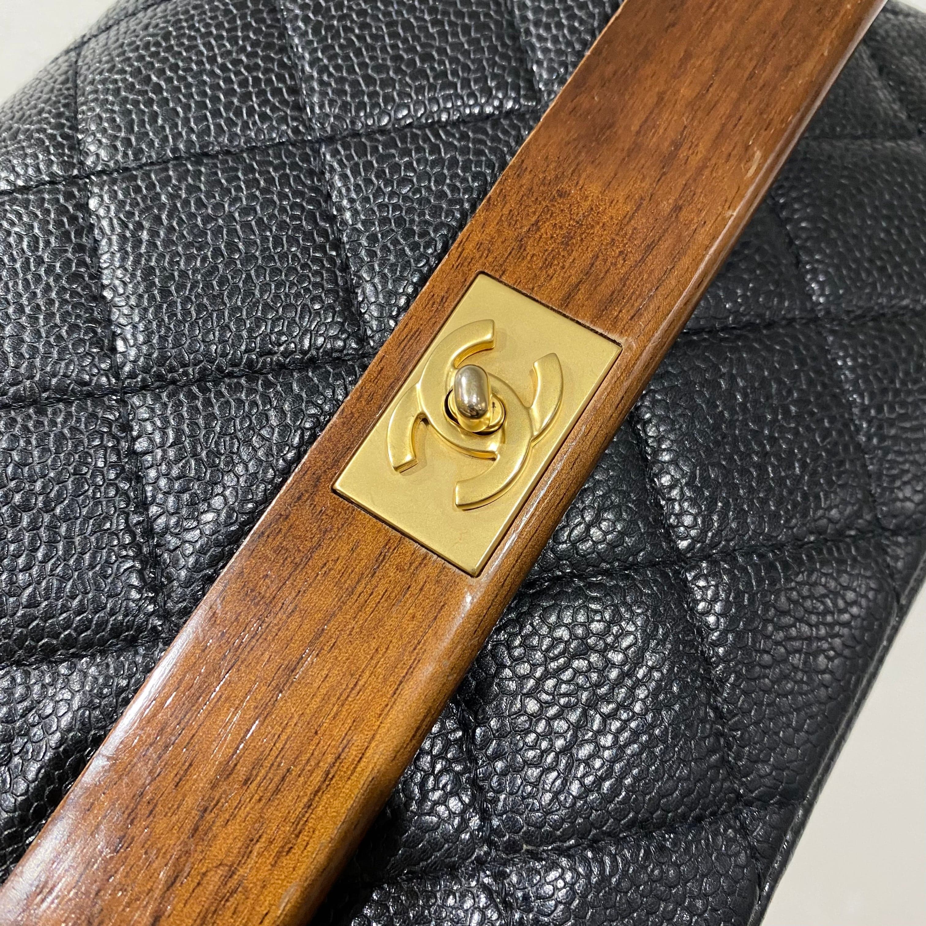Chanel CHANEL VINTAGE WOOD FLAP CHAIN SHOULDER BAG BLACK CAVIAR SKIN 90213611