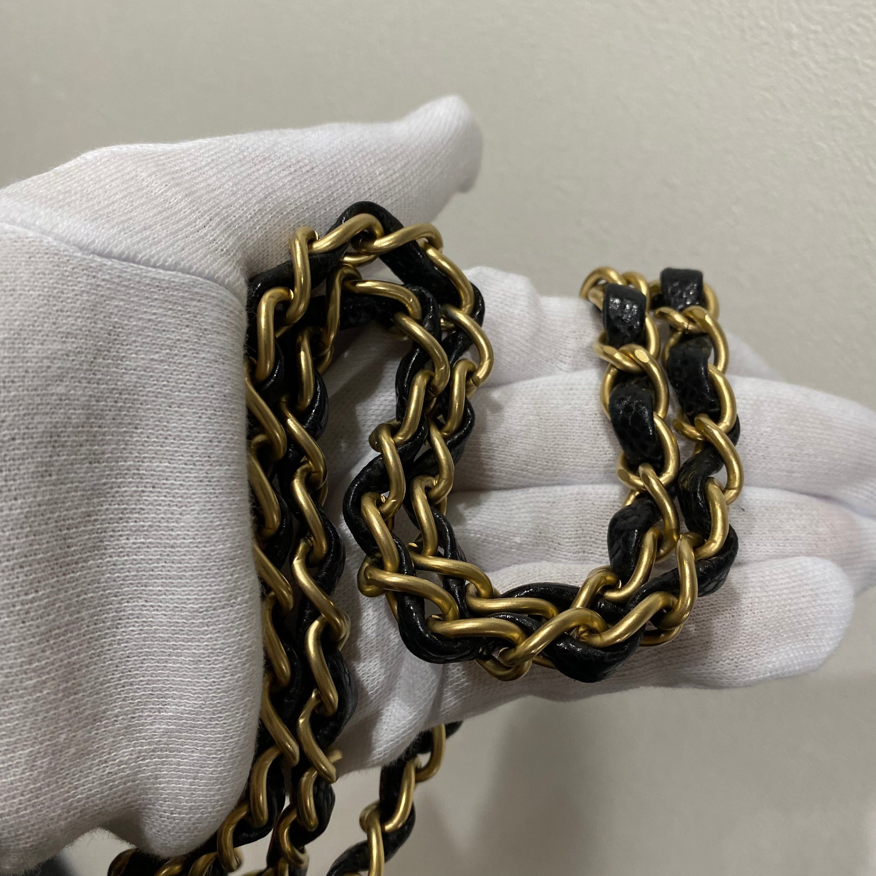 Chanel CHANEL VINTAGE WOOD FLAP CHAIN SHOULDER BAG BLACK CAVIAR SKIN 90213611