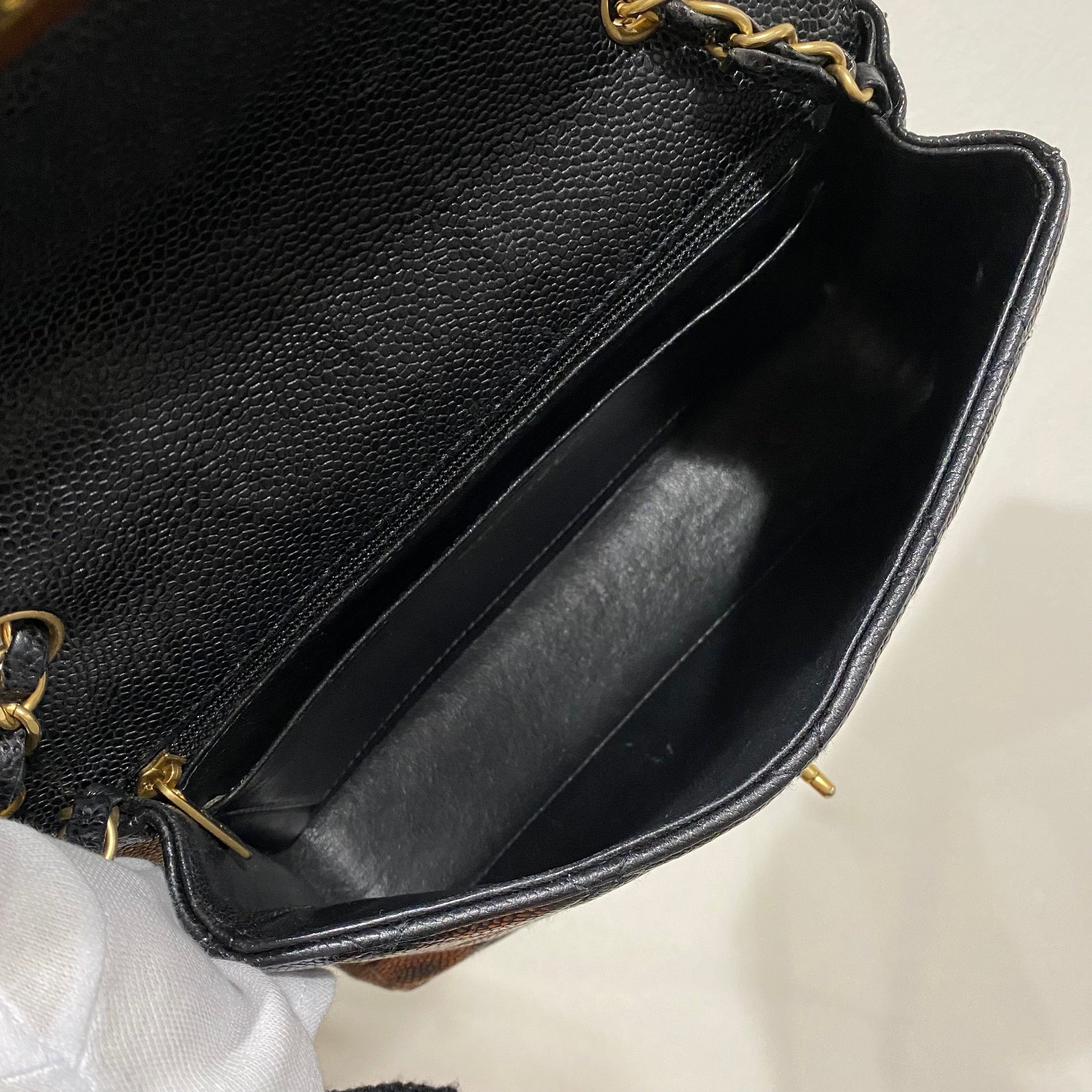 Chanel CHANEL VINTAGE WOOD FLAP CHAIN SHOULDER BAG BLACK CAVIAR SKIN 90213611