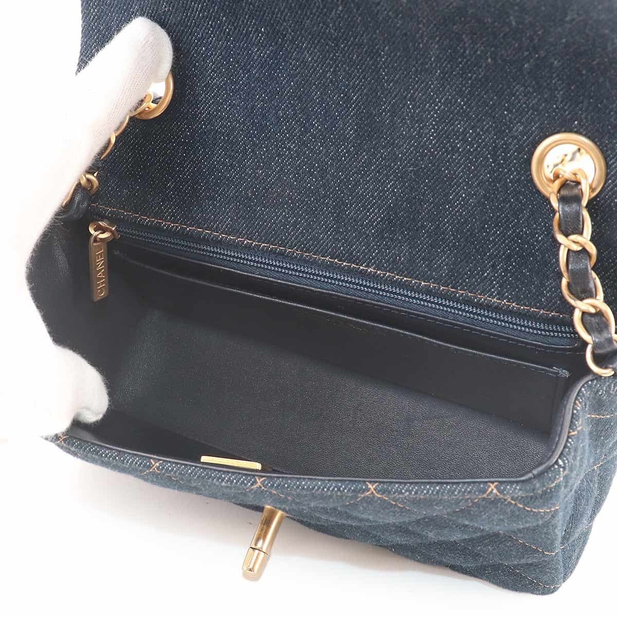 CHANEL CHANEL Mini Matelasse Classic Chain Shoulder Bag Denim Dark blue A69900 90330104