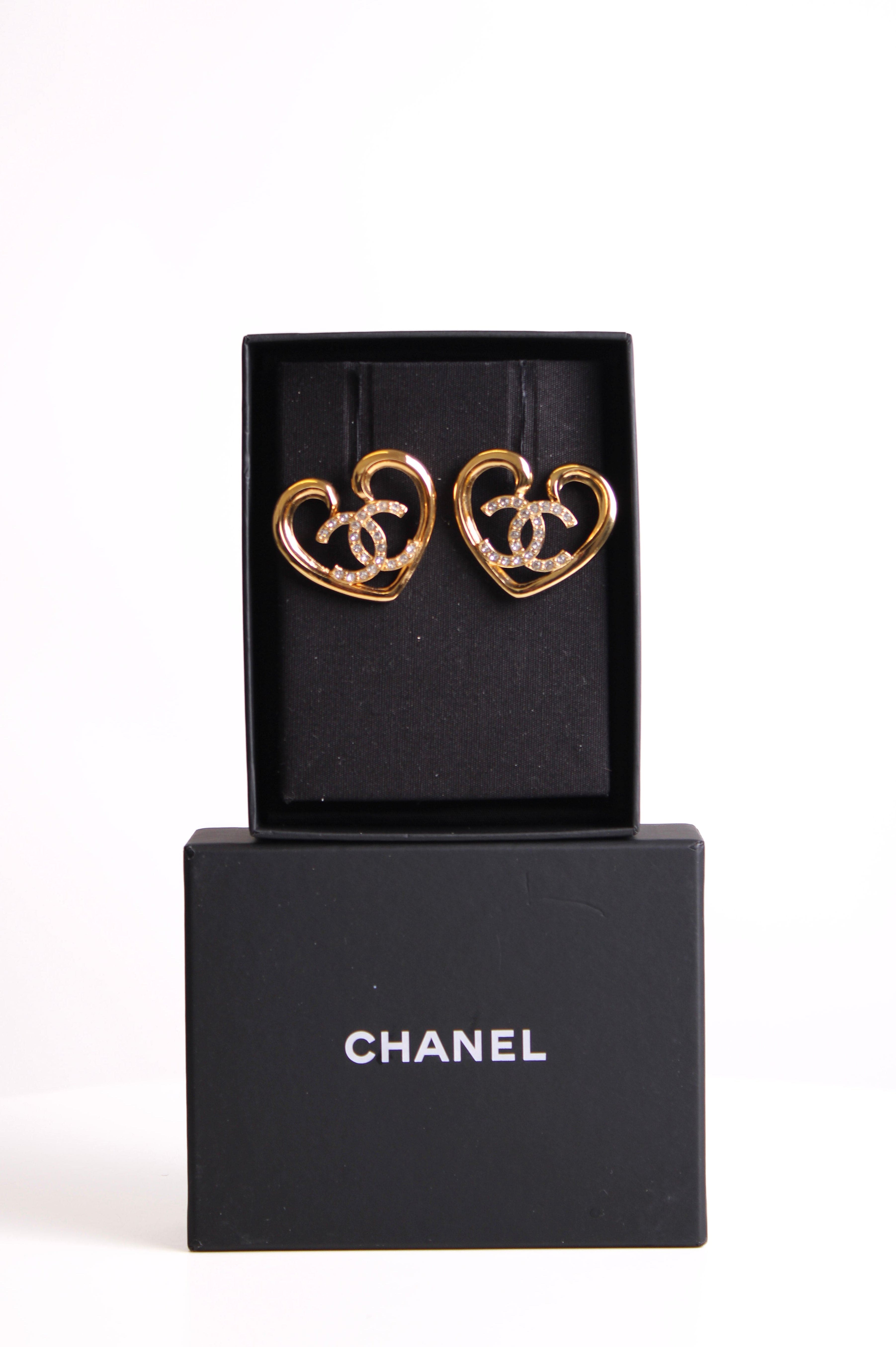 Chanel Chanel CC Heart Drop Earrings