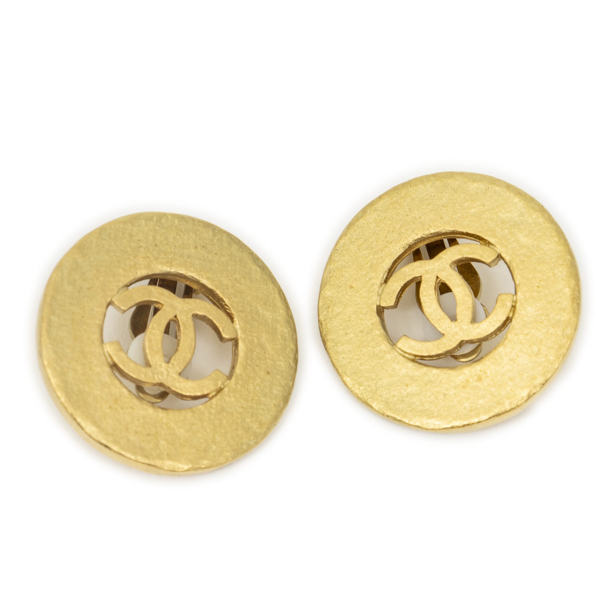 Chanel Chanel Gold Stainless Steel without Nickel CC Round Clip On Earrings ABC5786