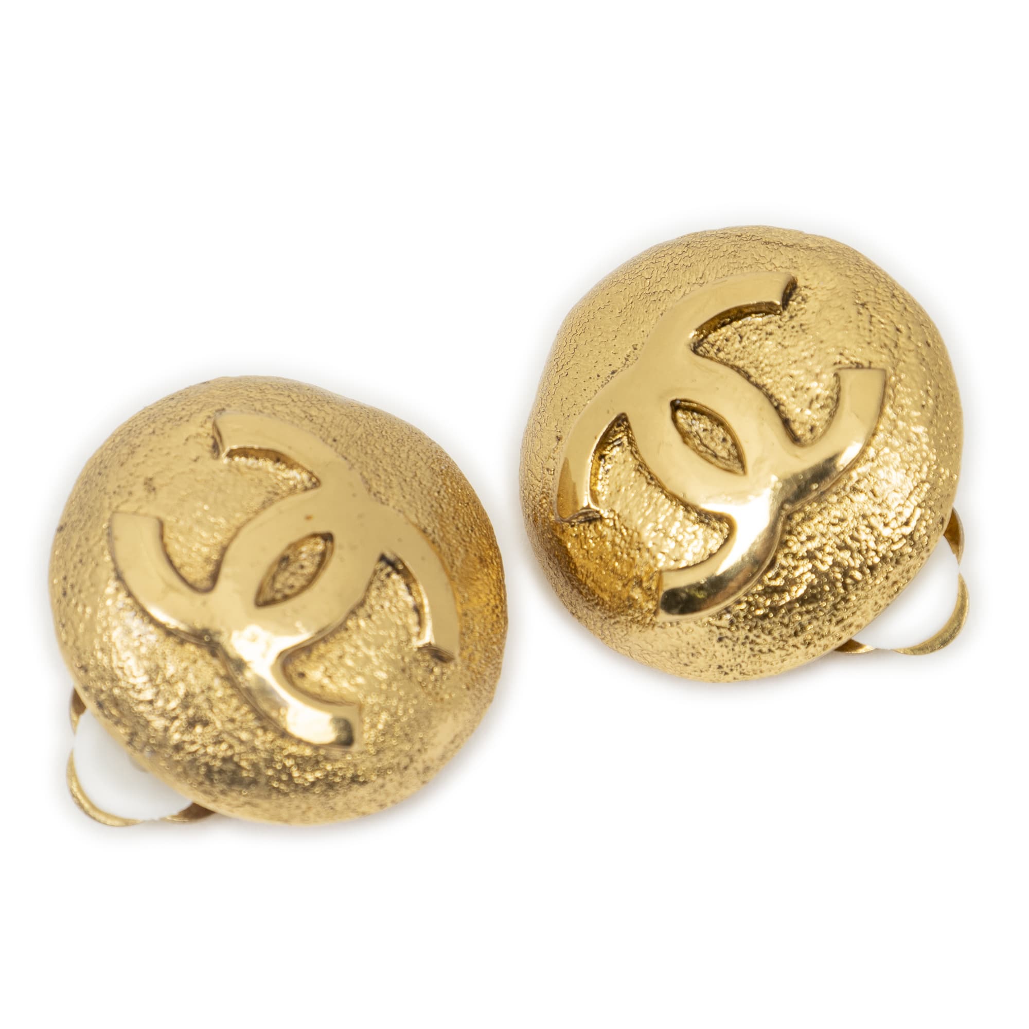 Chanel Chanel Gold Stainless Steel without Nickel CC Round Clip On Earrings ABC5793