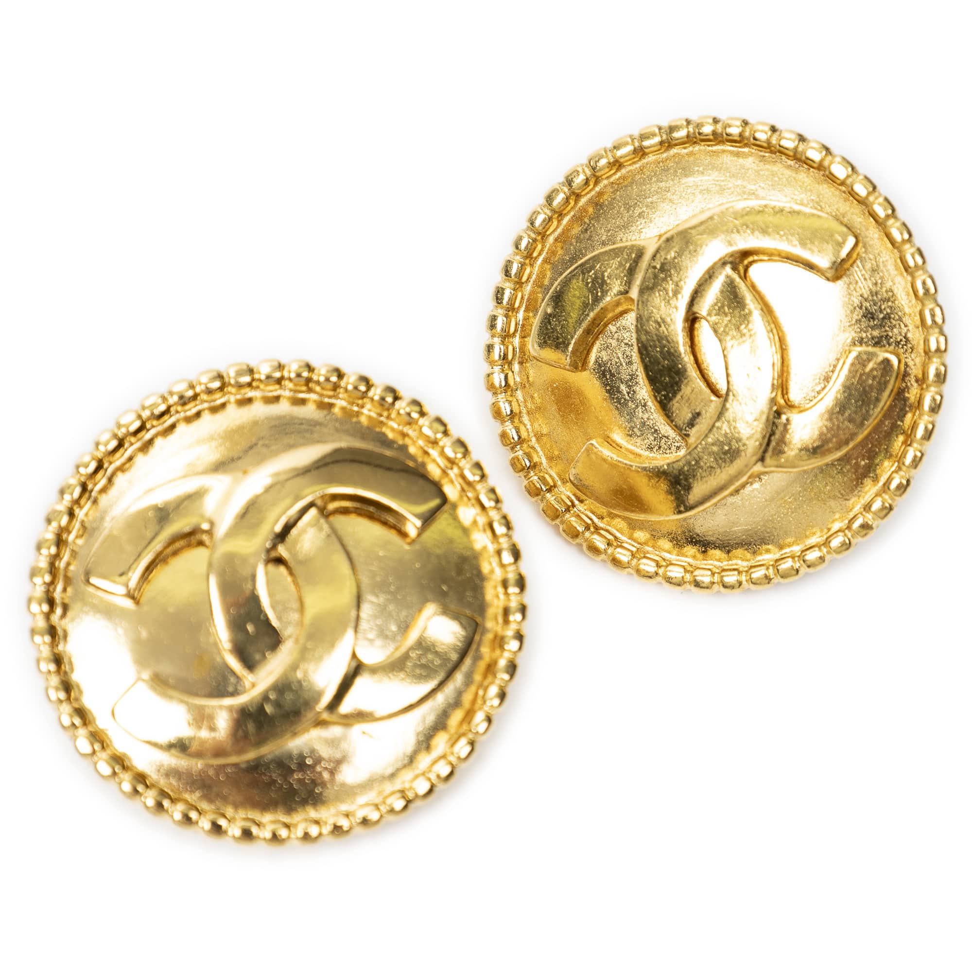 Chanel Chanel Gold Stainless Steel without Nickel CC Round Clip On Earrings ABC6562