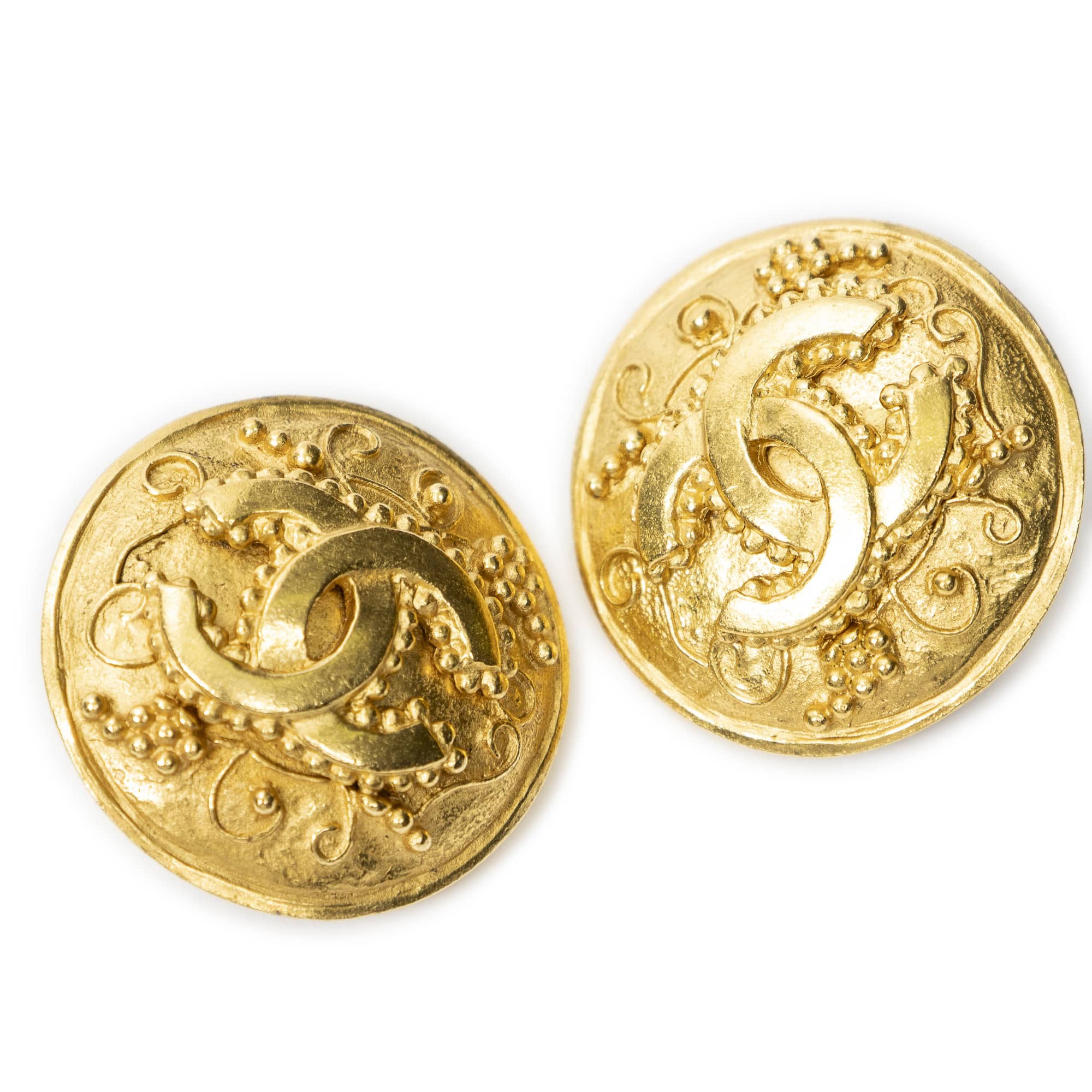 Chanel Chanel Gold Stainless Steel without Nickel CC Round Clip On Earrings ABC6564
