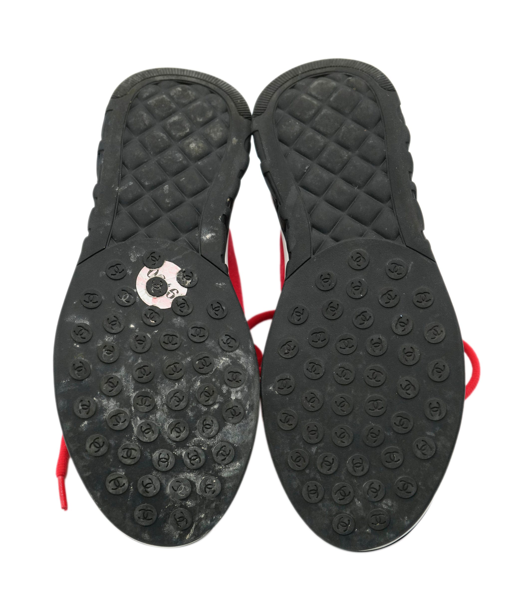 Chanel Chanel Red CC Sneakers Size AGC1723