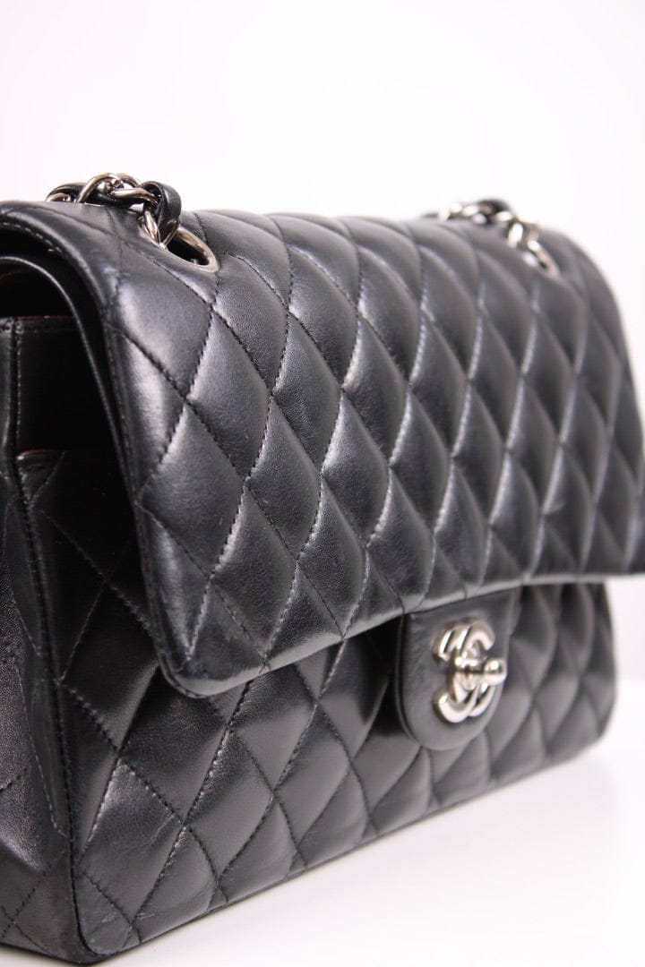Chanel Chanel Medium Classic Double Flap Black Medium