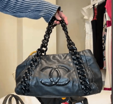 Chanel Chanel Modern Chain East West Tote Black