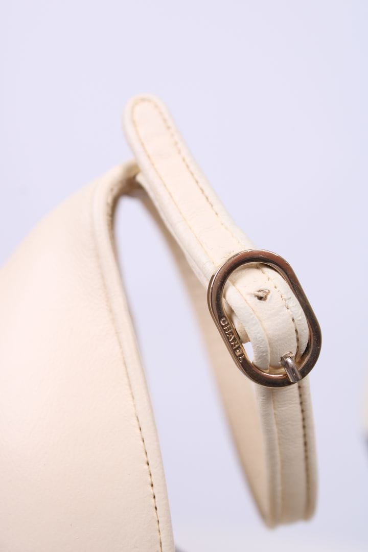 Chanel Chanel Ankle Strap Heels Cream/ Black 39.5
