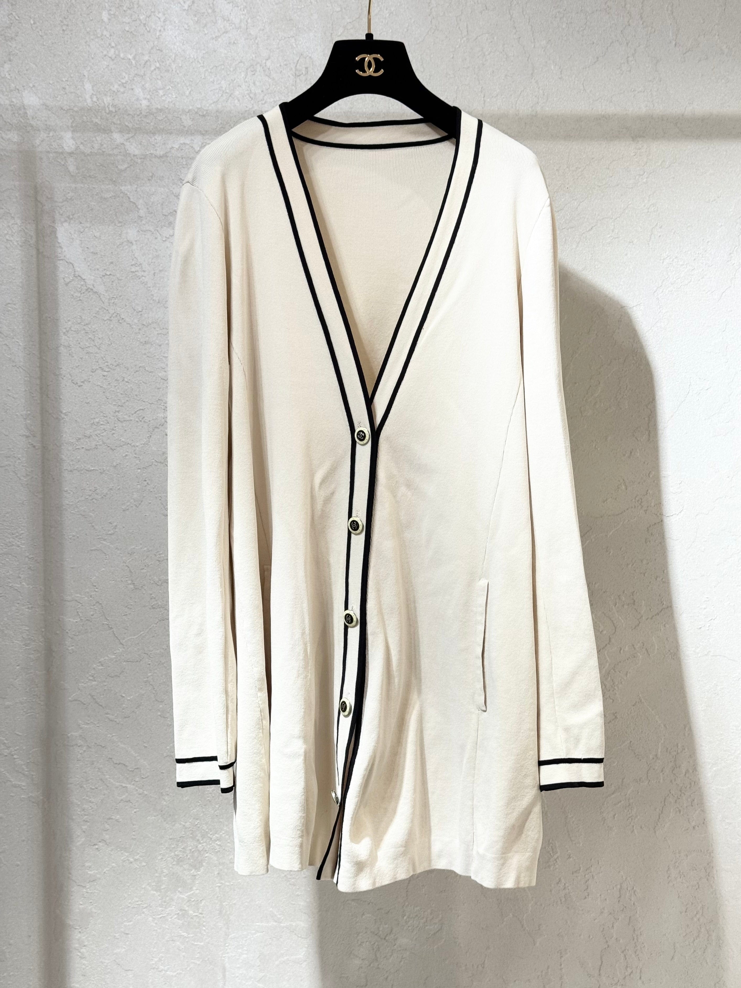 Chanel Chanel 2- Piece Cream Top and Cardigan Set Size 40