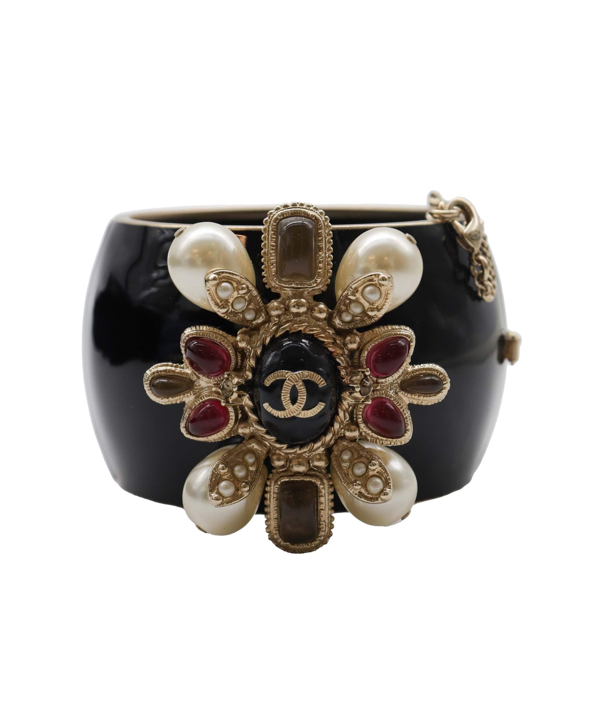 Chanel Chanel Bracelet WA5037 Black DXBS2307