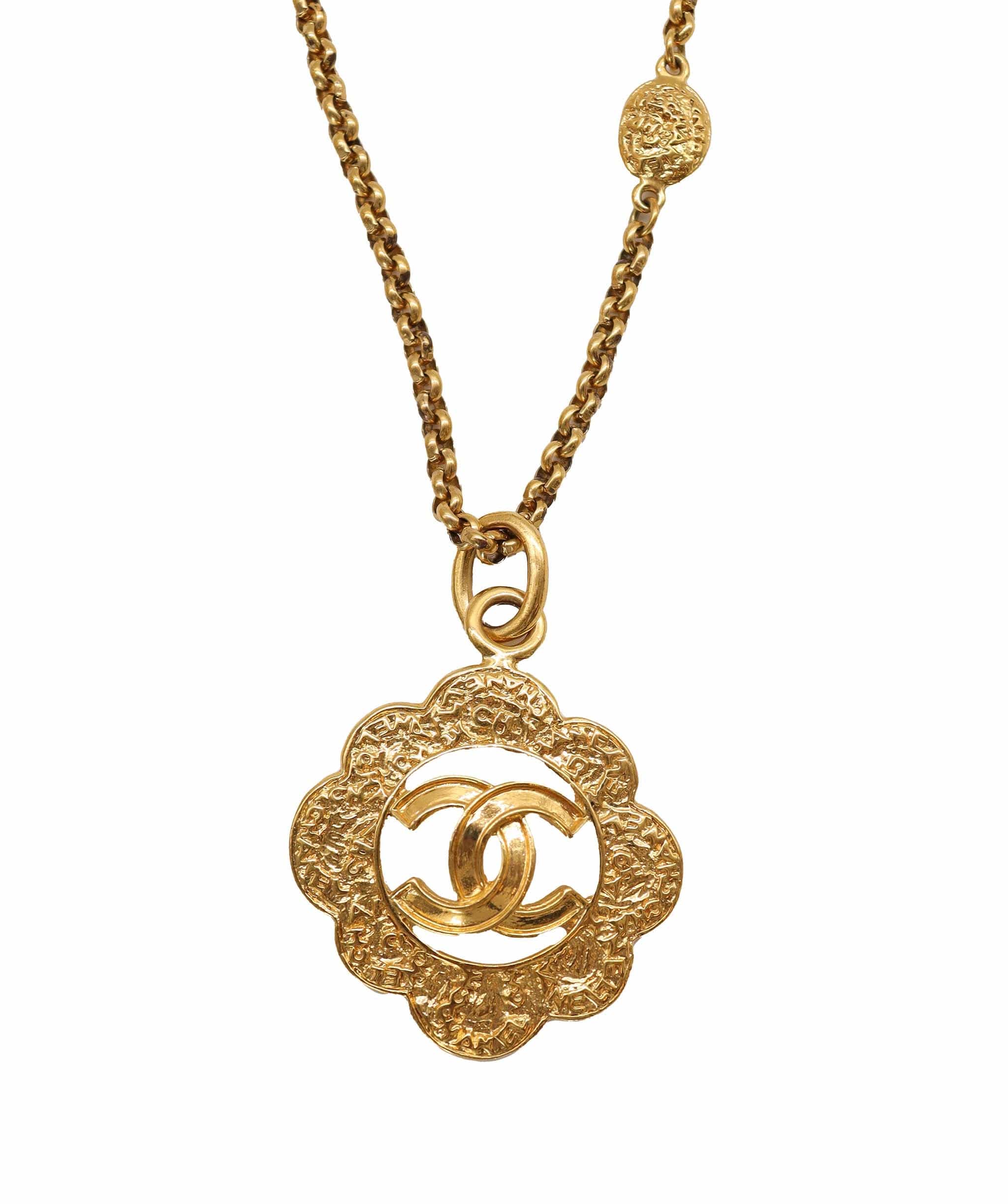 Chanel Chanel Vintage Gold CC Logo Chain Pendant Necklace DXBS4482