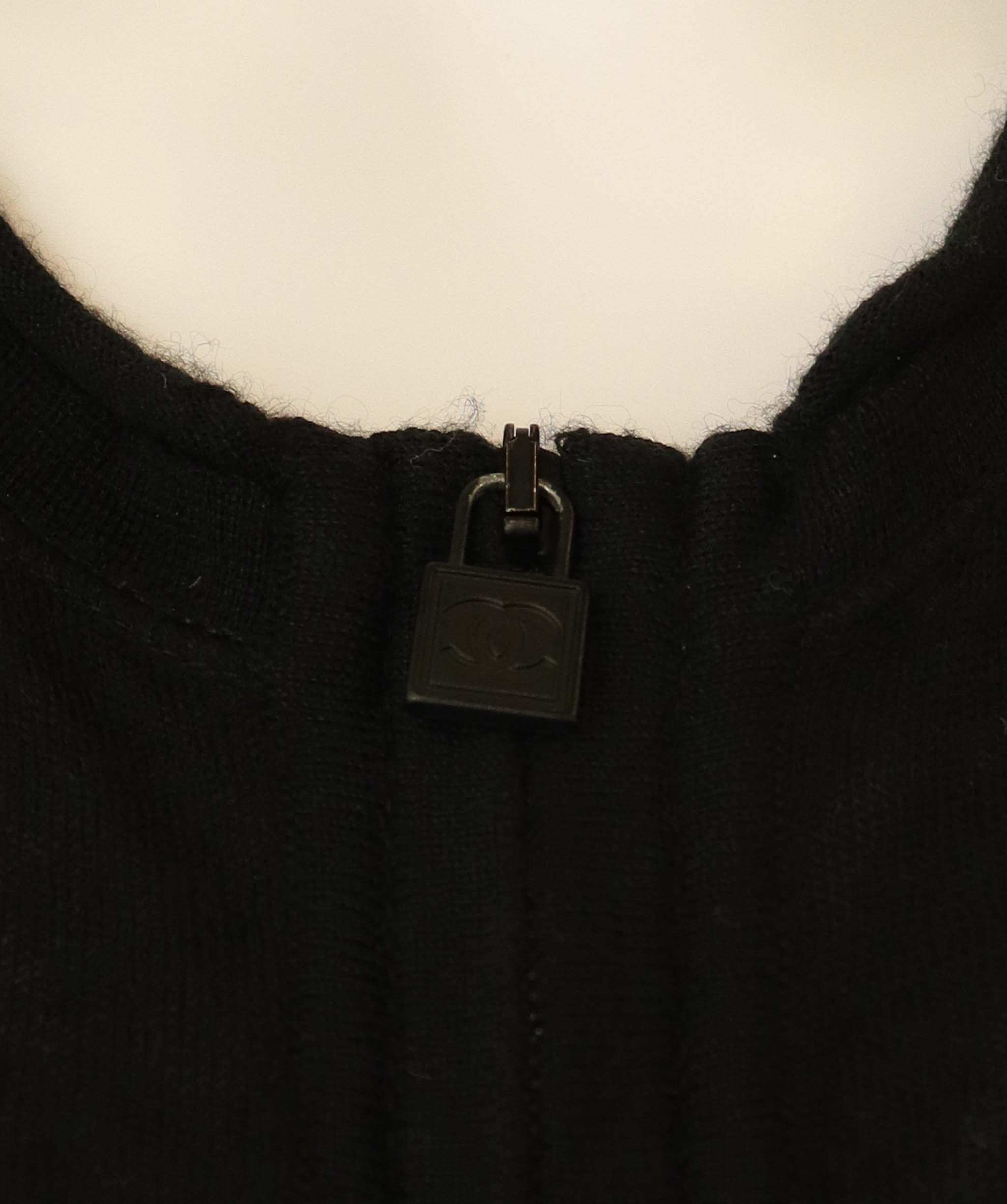 Chanel Chanel Sport Logo Cashmere Zipped Jacket Black DXBS2021