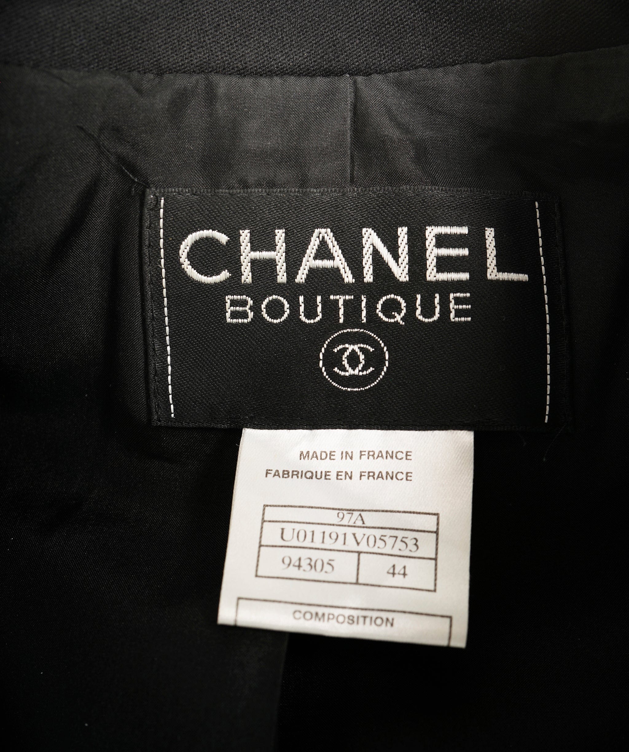 Chanel Chanel Black CC Button Vintage Suit Set ALC2235