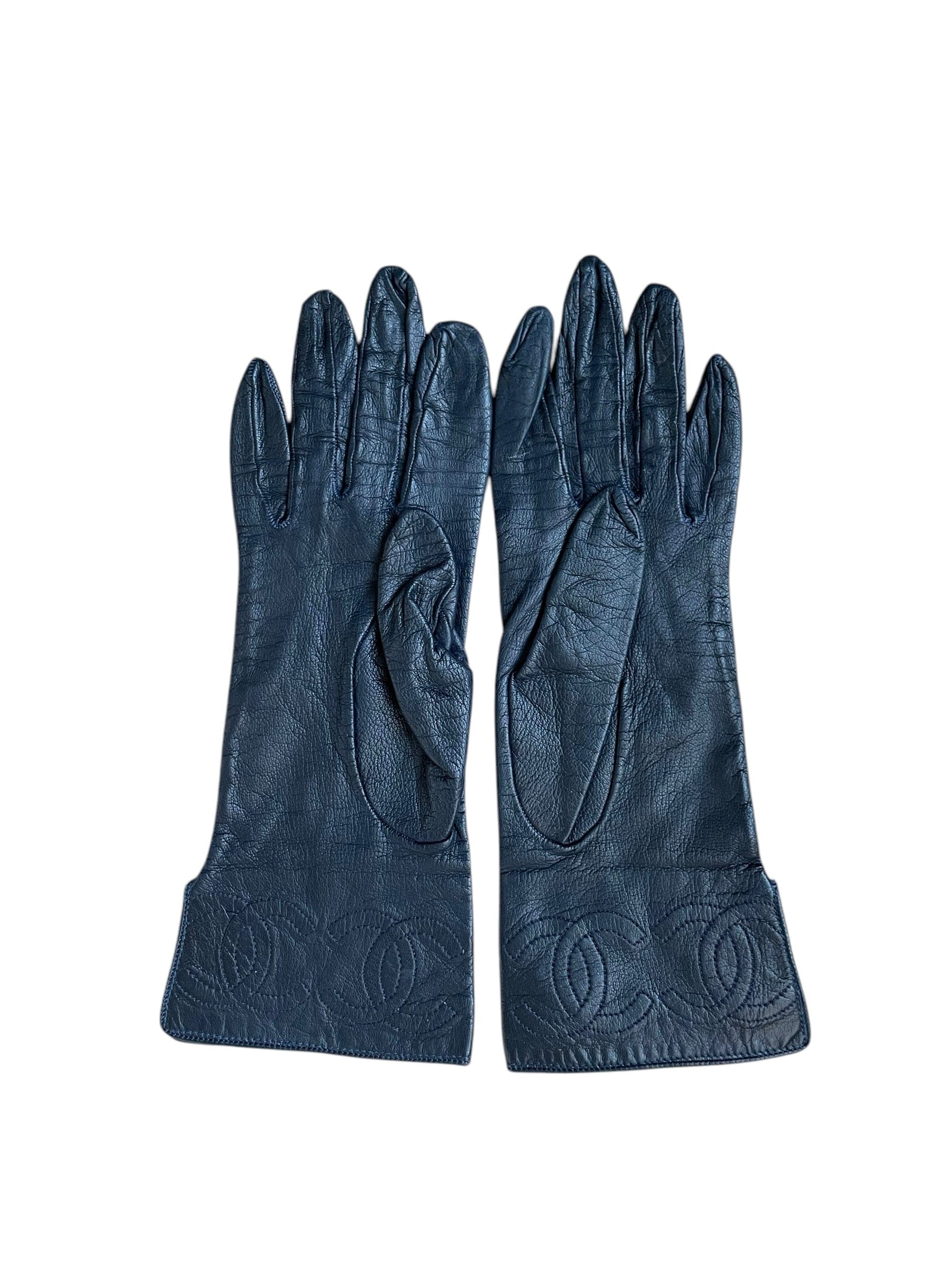 Chanel Chanel CC Leather Gloves Navy DXBK0150