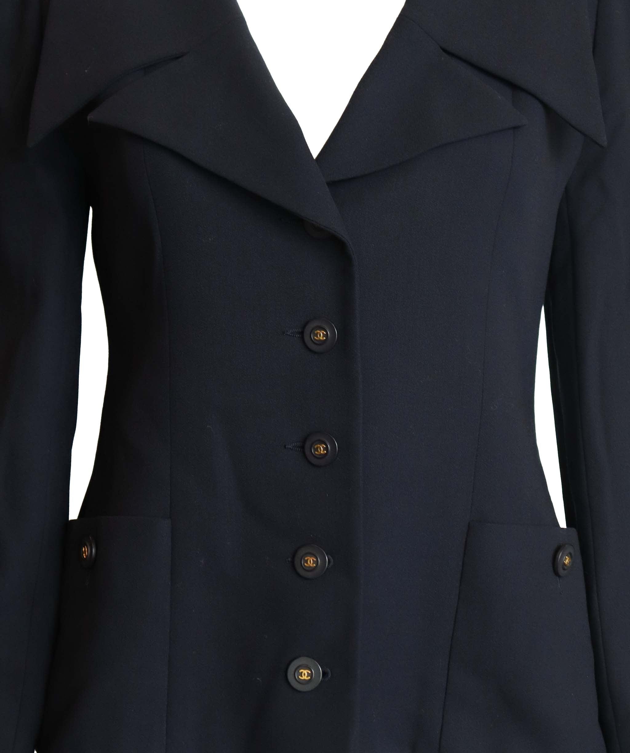 Chanel CHANEL NAVY WOOL JACKET 38 DXBK0292