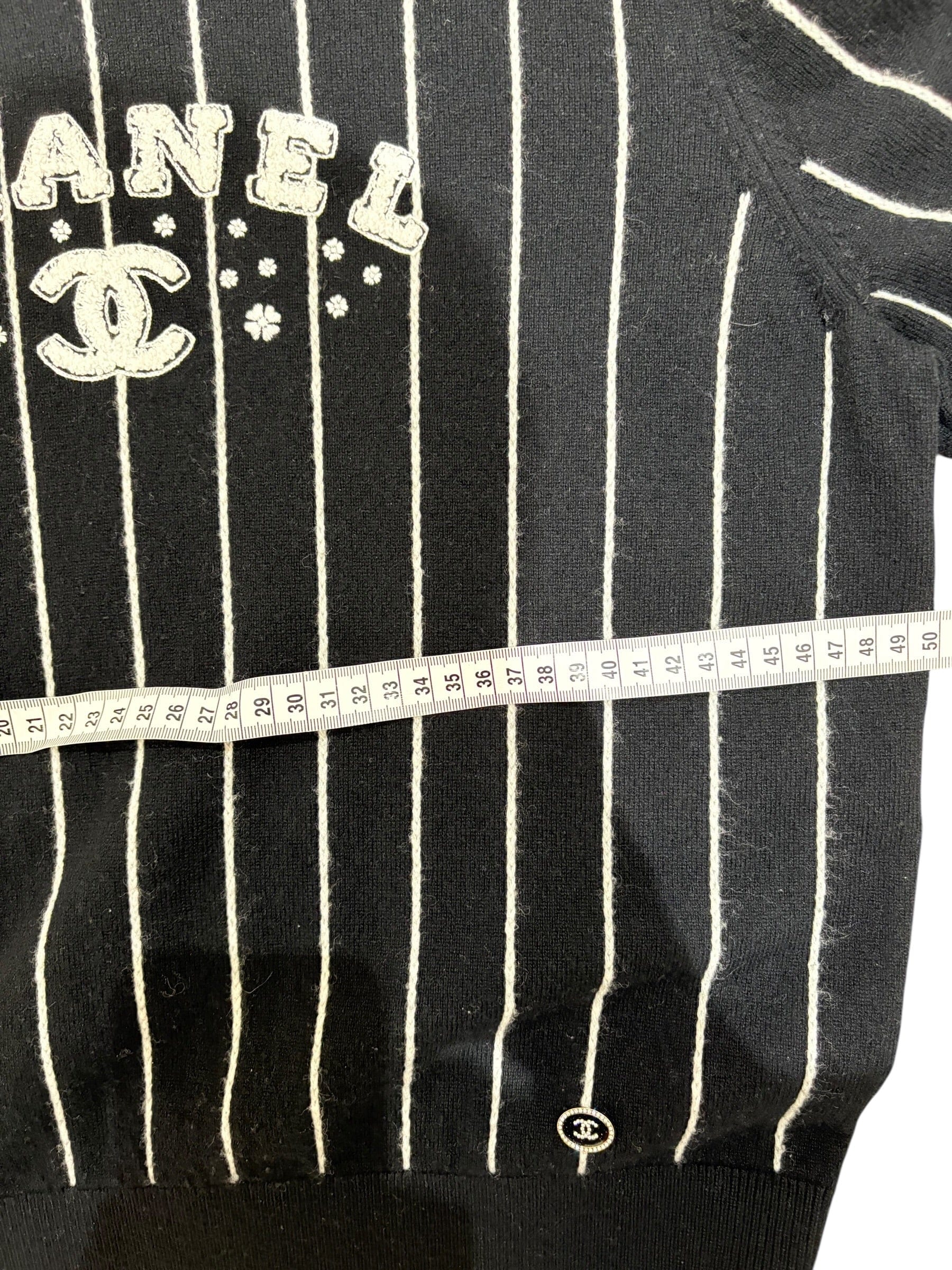 Chanel Chanel Black Cashmere Sweater #40