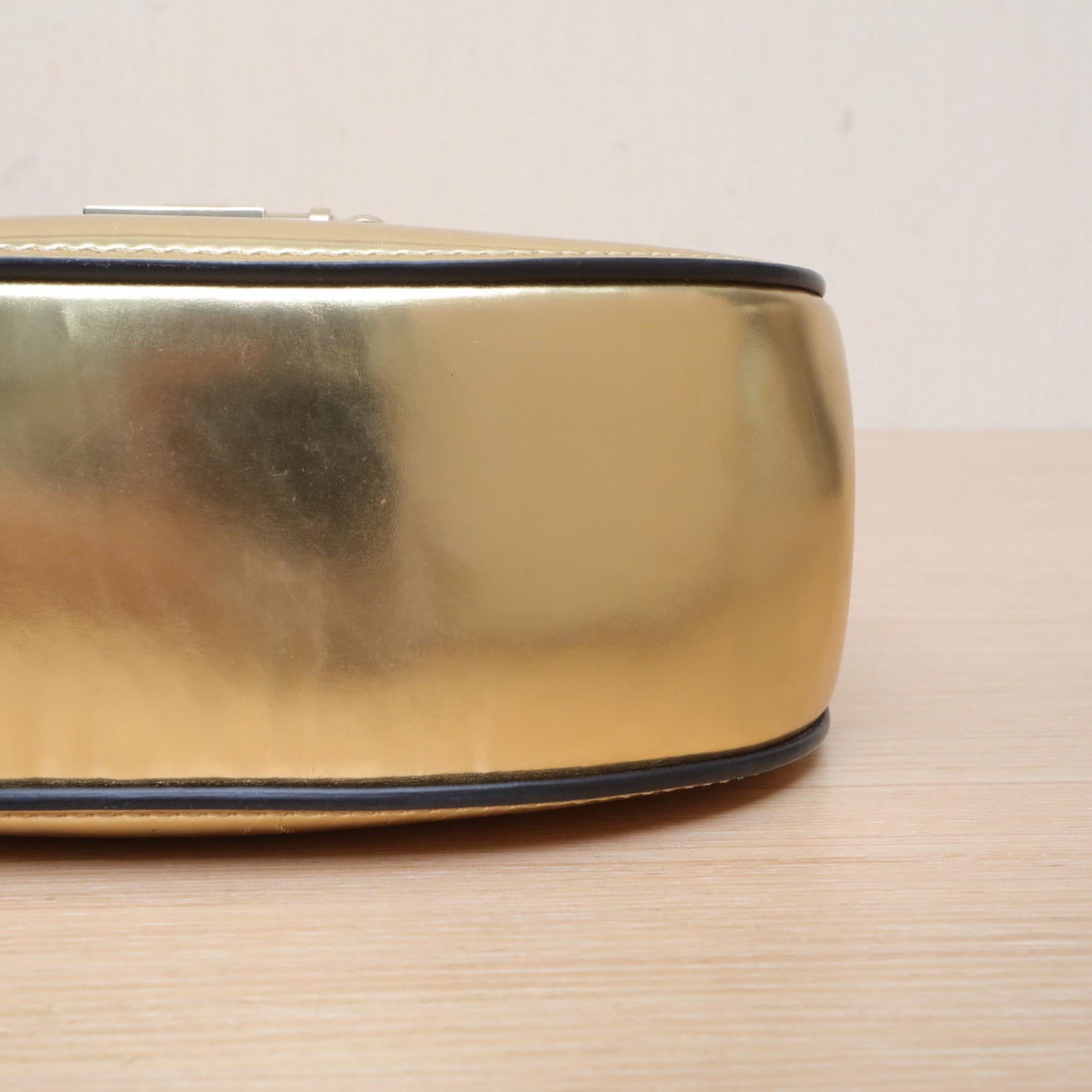 Chloé Chloe Drew Piggy Bank Small Gold Leather C
No accessories ALC3152