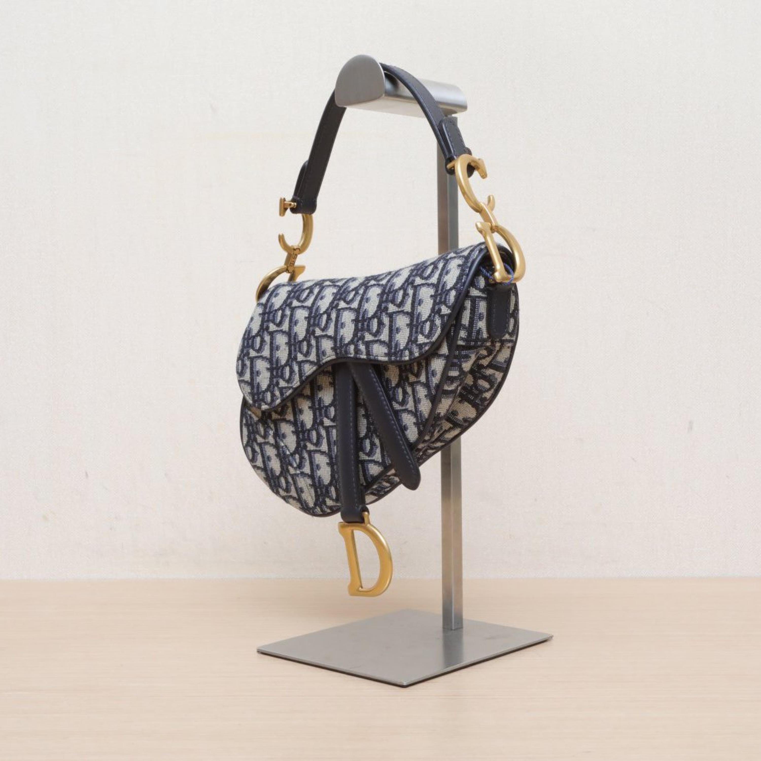 Christian Dior Christian Dior SADDLE Small 21 Strapless Dark Blue Canvas Gold Buckle 2020 Oblique Print
No accessories ALC3148