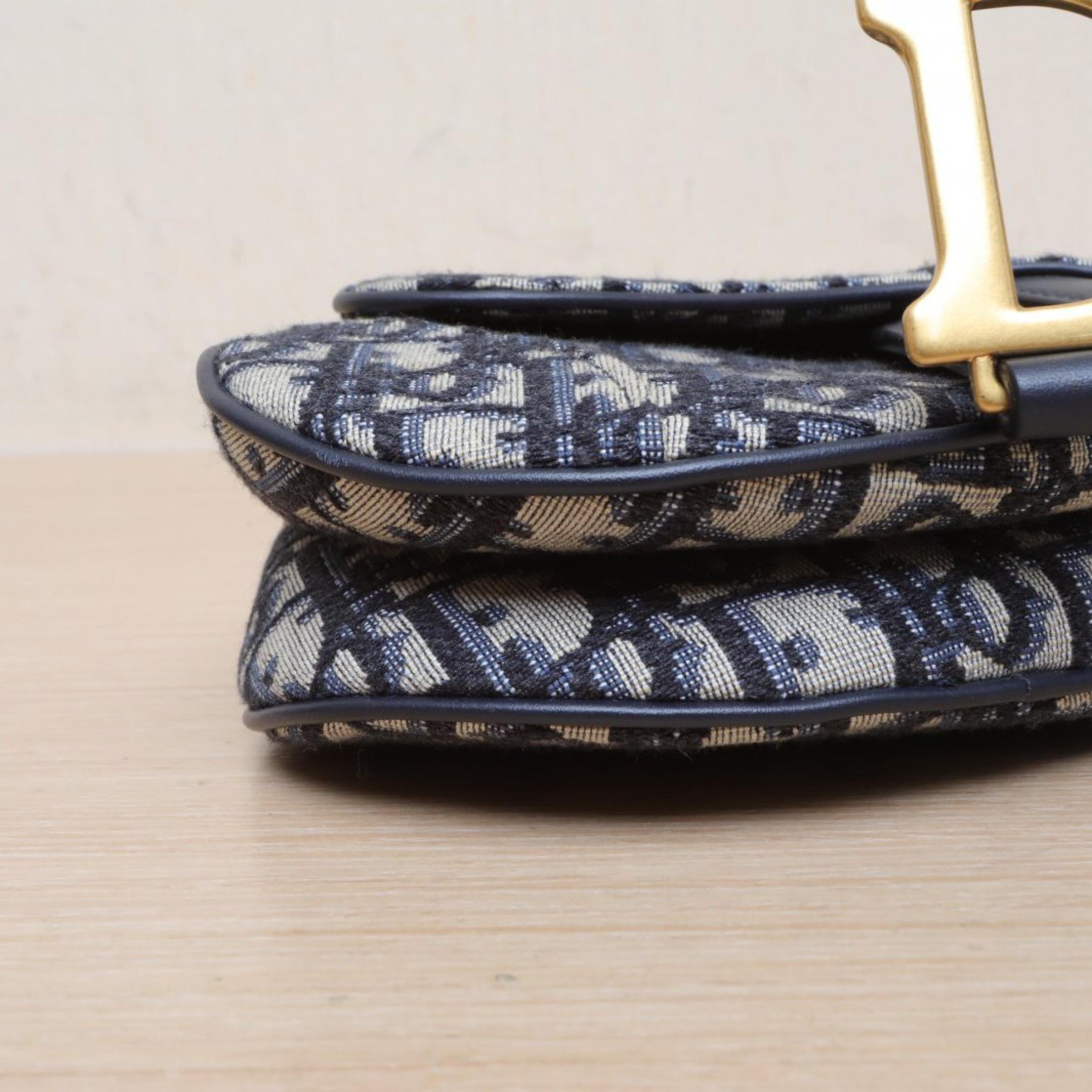 Christian Dior Christian Dior SADDLE Small 21 Strapless Dark Blue Canvas Gold Buckle 2020 Oblique Print
No accessories ALC3148