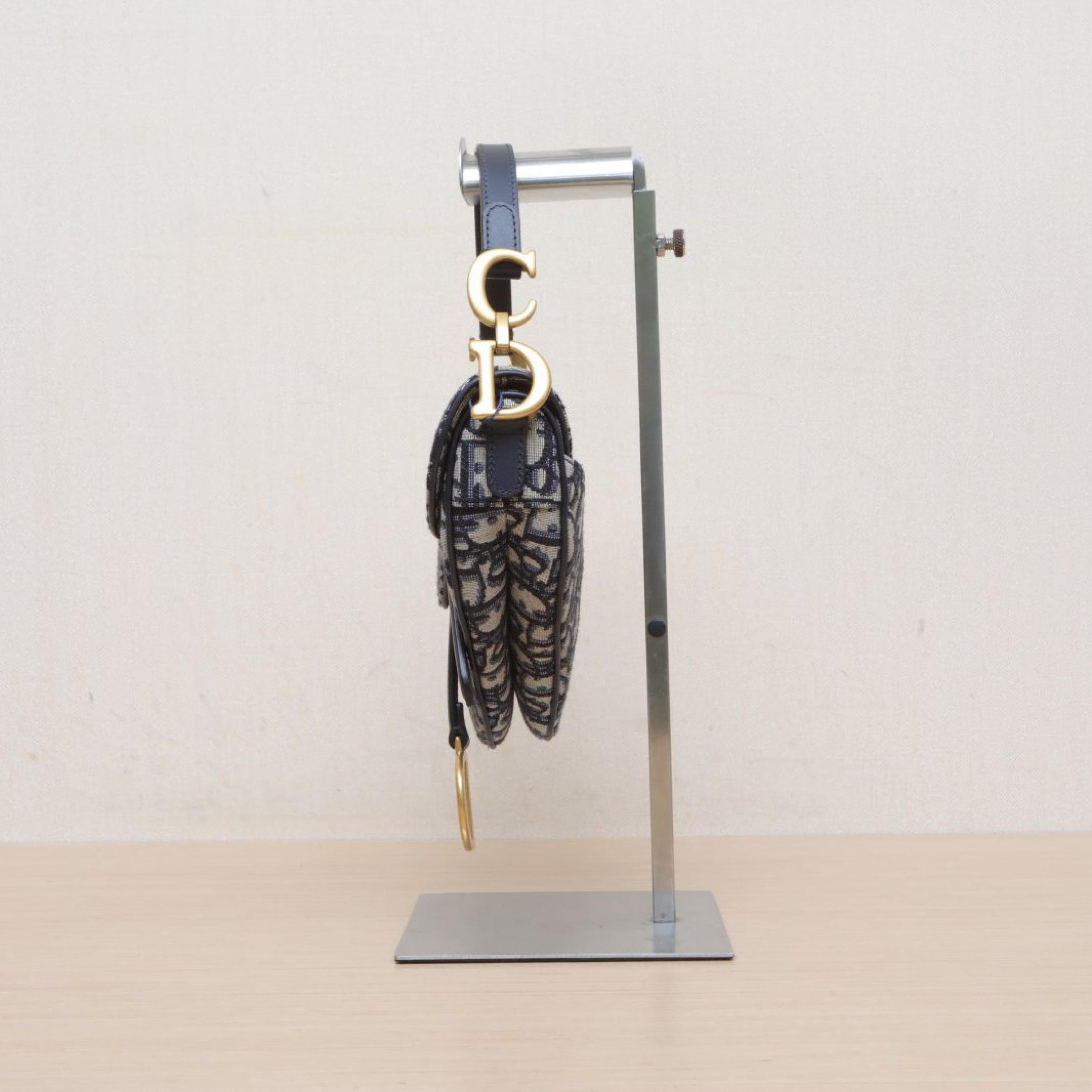 Christian Dior Christian Dior SADDLE Small 21 Strapless Dark Blue Canvas Gold Buckle 2020 Oblique Print
No accessories ALC3148