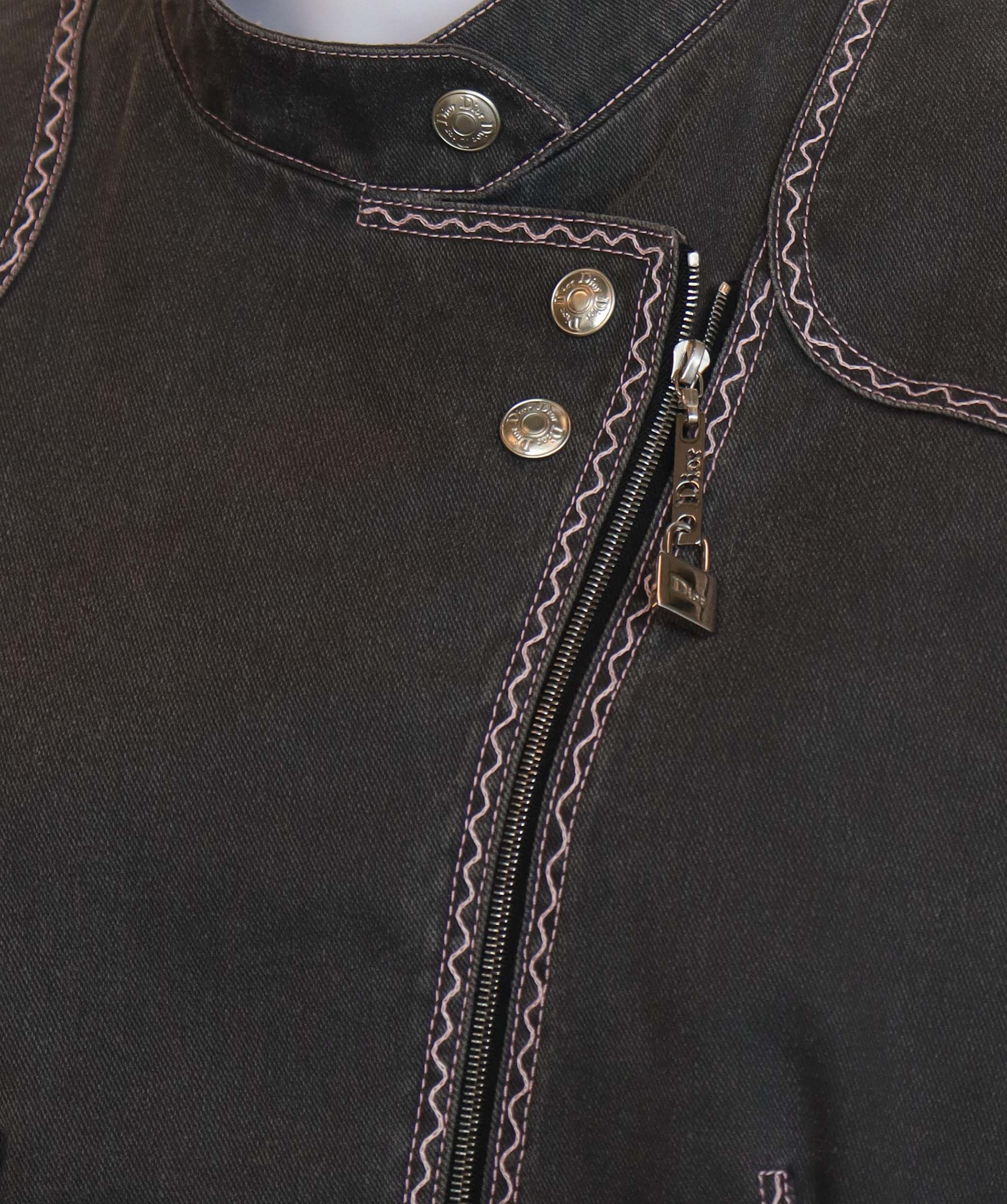 Christian Dior Christian Dior pink top stitched grey jean jacket AGC2506