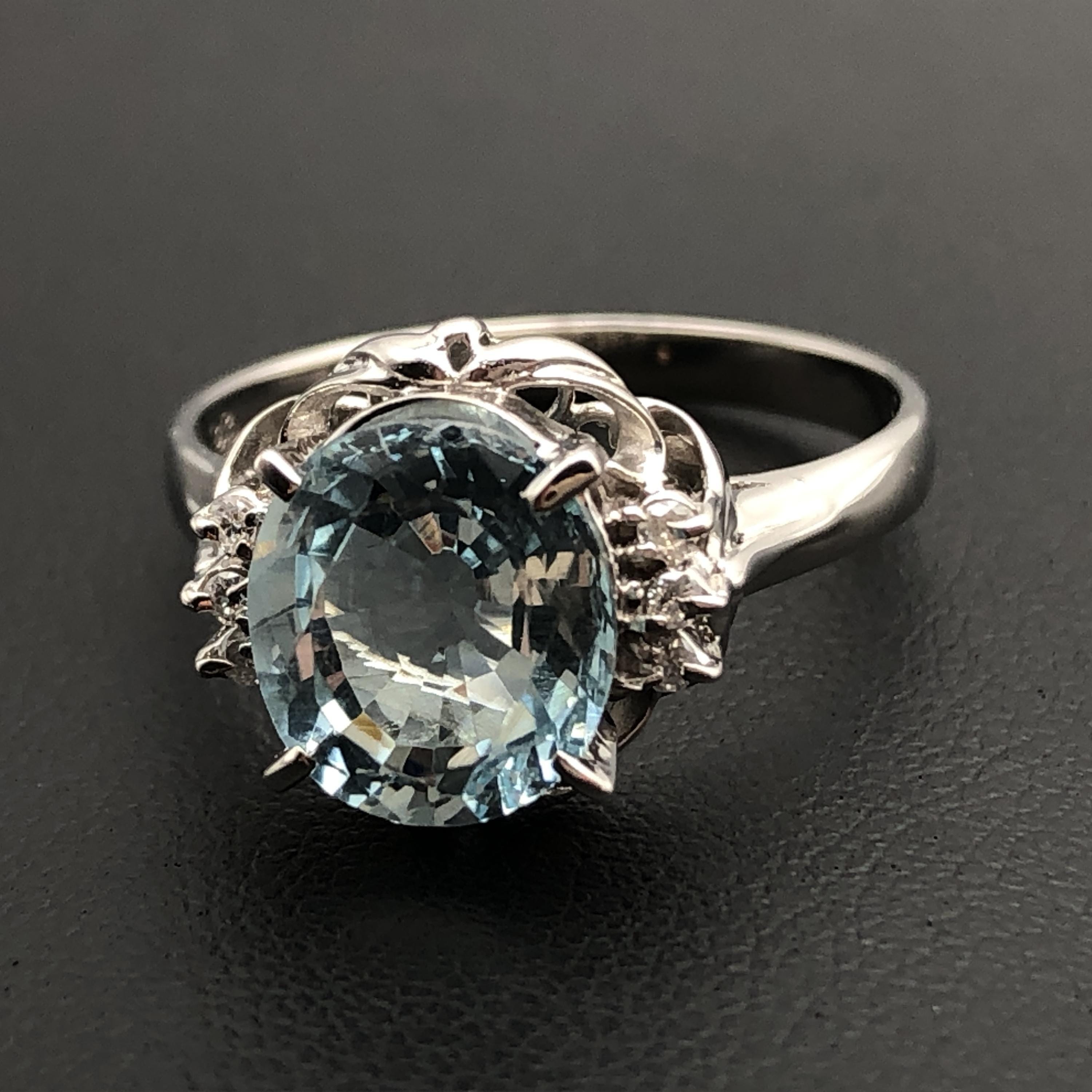 Custom Jewelry Custom Jewelry 1P Aquamarine & Diamond Ring, A(2.05ct), D(0.05ct), PT850, 4.5g, US Size 7 C387132