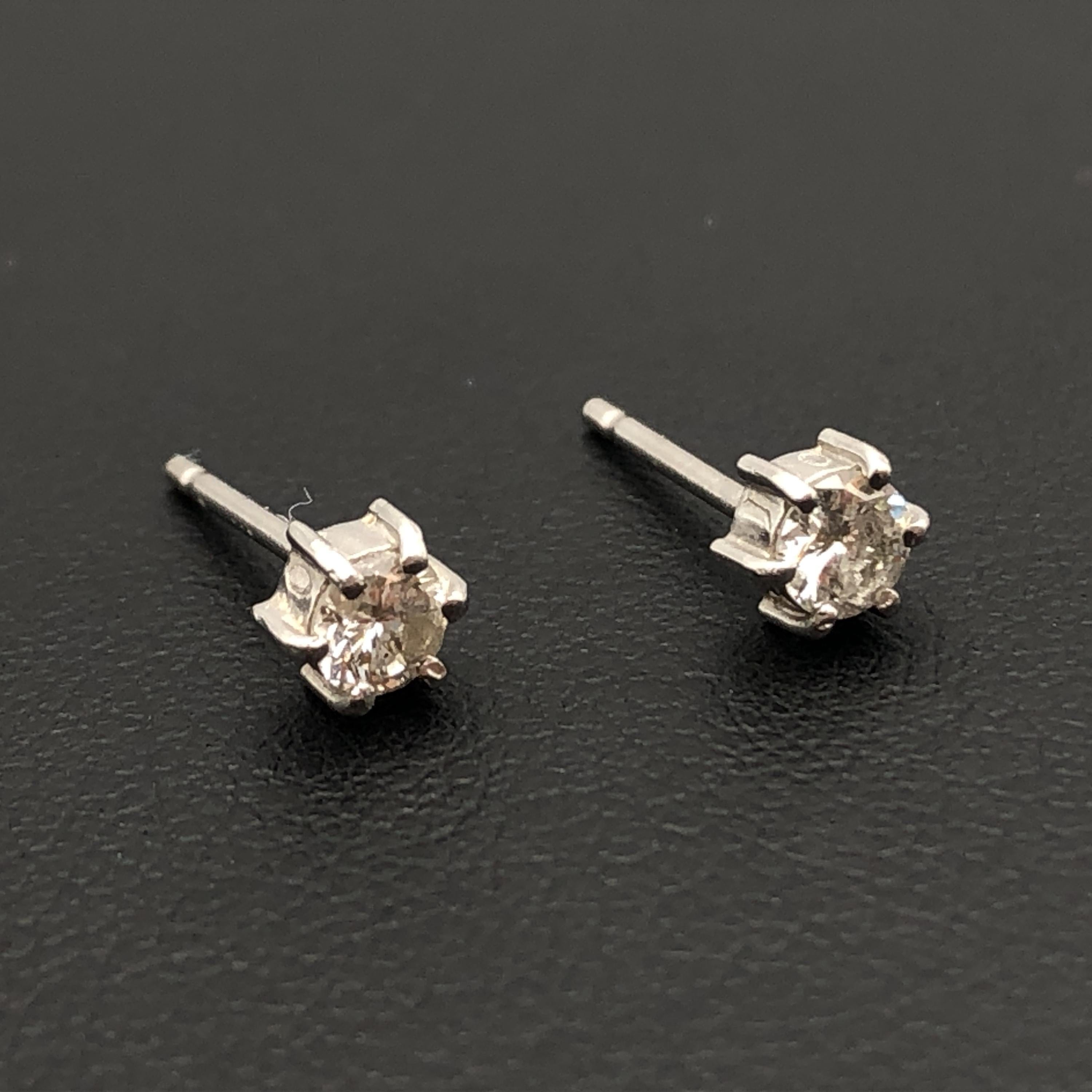 Custom Jewelry Custom Jewelry Diamond Pierces, D(0.15ct/0.15ct), PT, 0.7g C355485