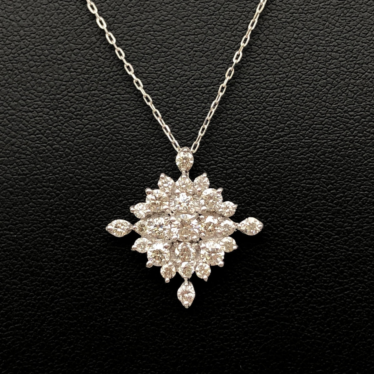 Custom Jewelry Custom Jewelry Snowflake Motif Diamond Necklace, D(1.00ct), K18WG, 2.4g, 17inch C297497
