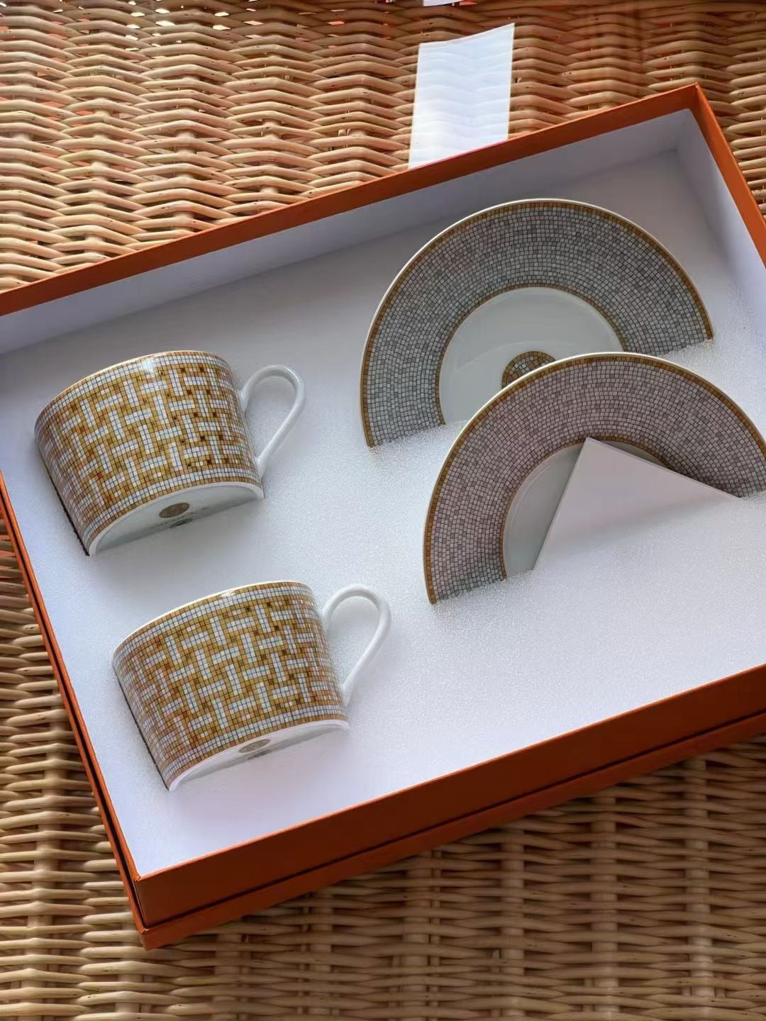 Hermès Porcelain Cup&Saucer Set