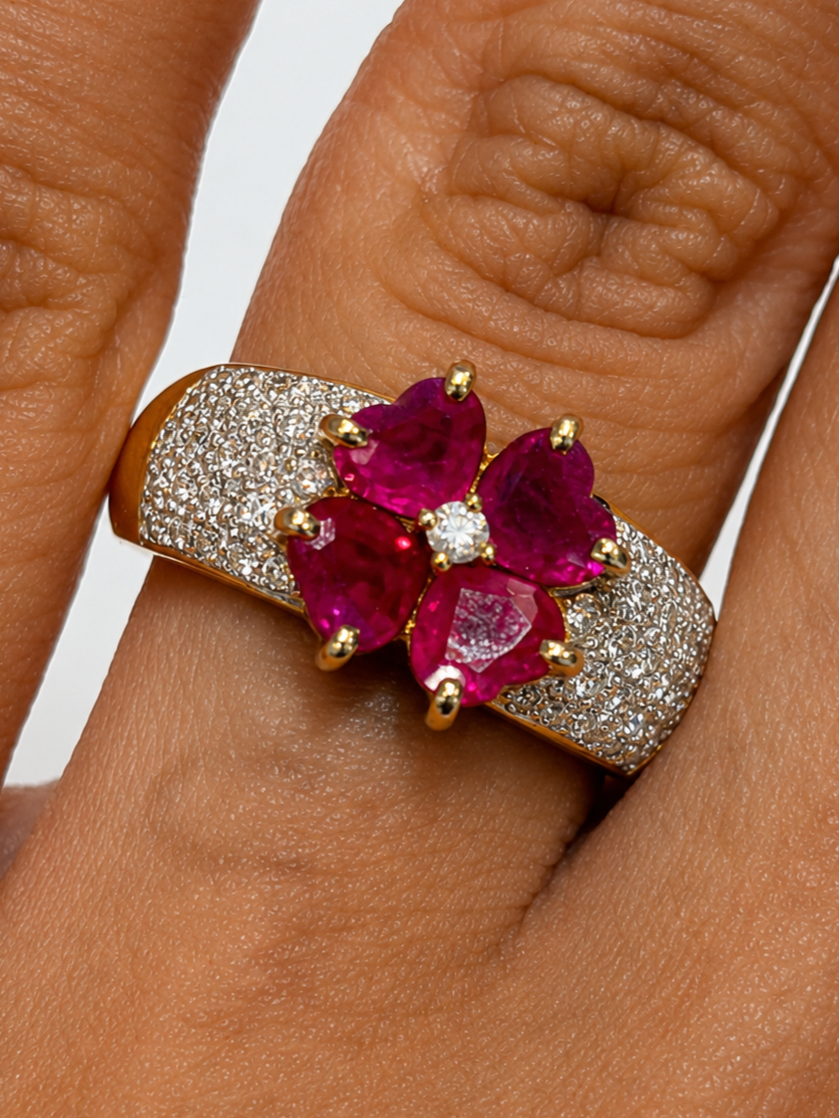 #11 Ring in K18 - Ruby 2.21 flower + D0.48 5604 JJC1325