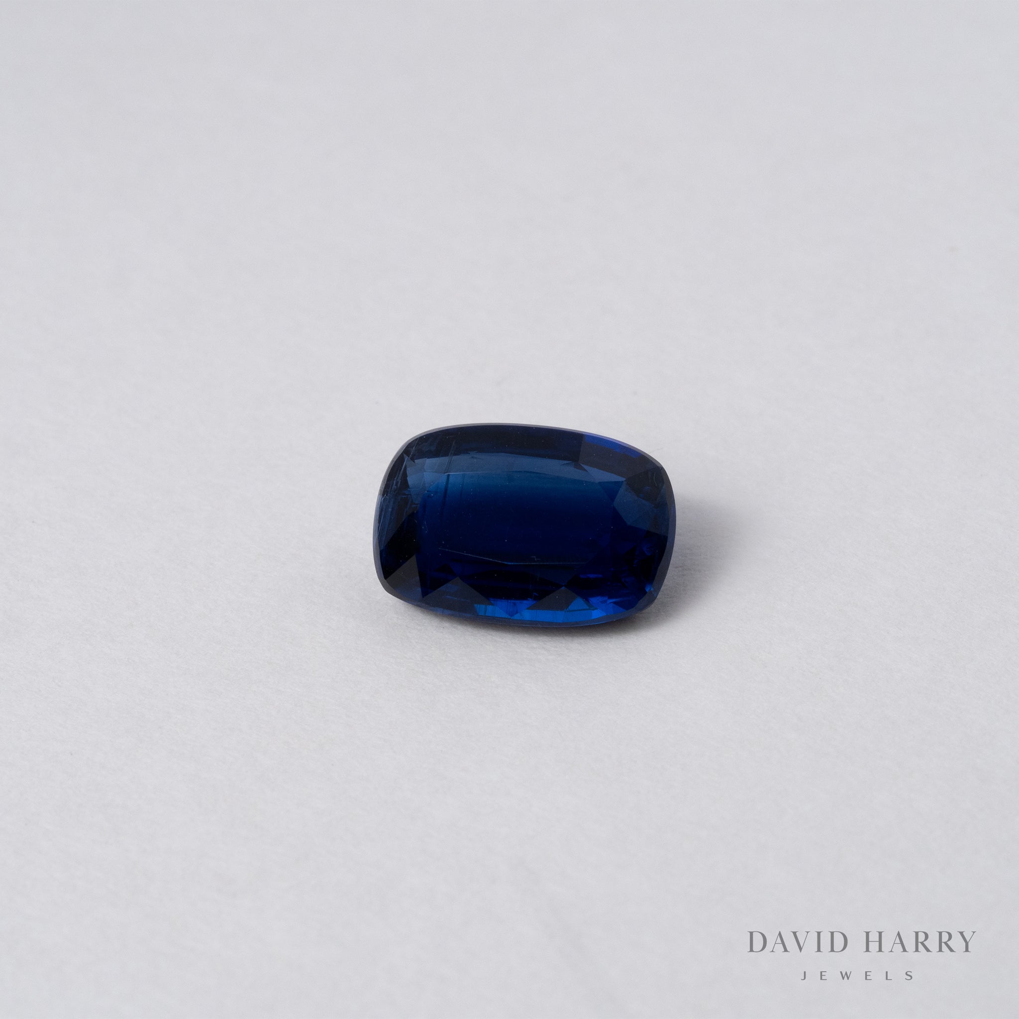 David Harry Jewels 4.48ct Kashmir Kyanite