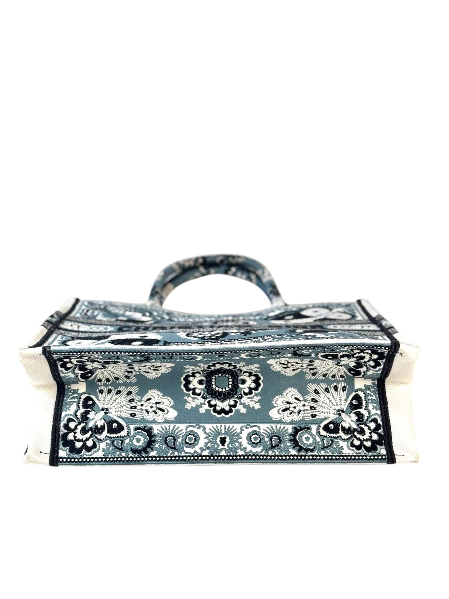 Dior Dior Book Tote MM Butterfly in Embroidered Bandana