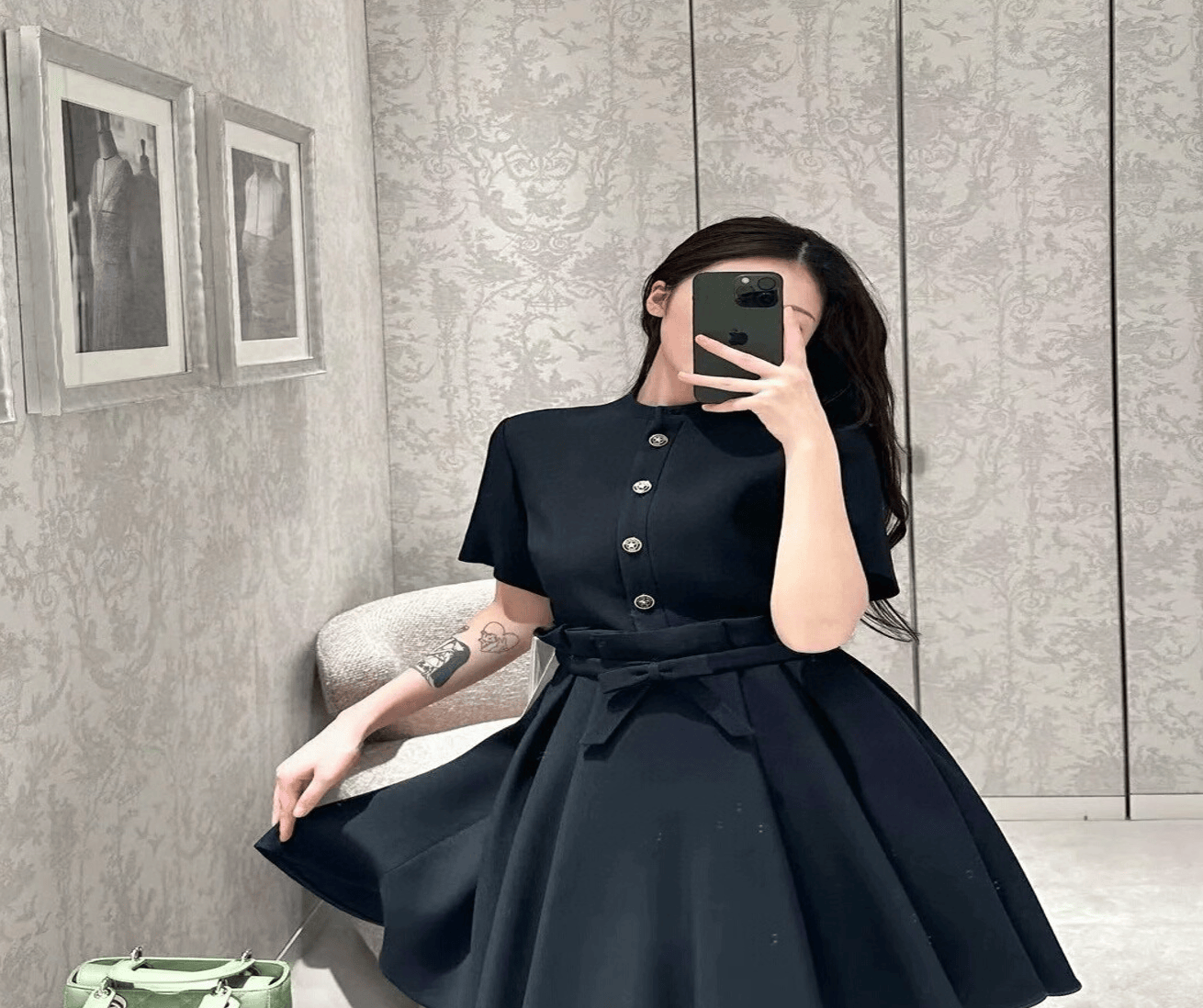 Dior Dior 24SS Hepburn-inspired pleated bow lucky star dress / size 36 / brand new with tags / original price 39771 SGC39771