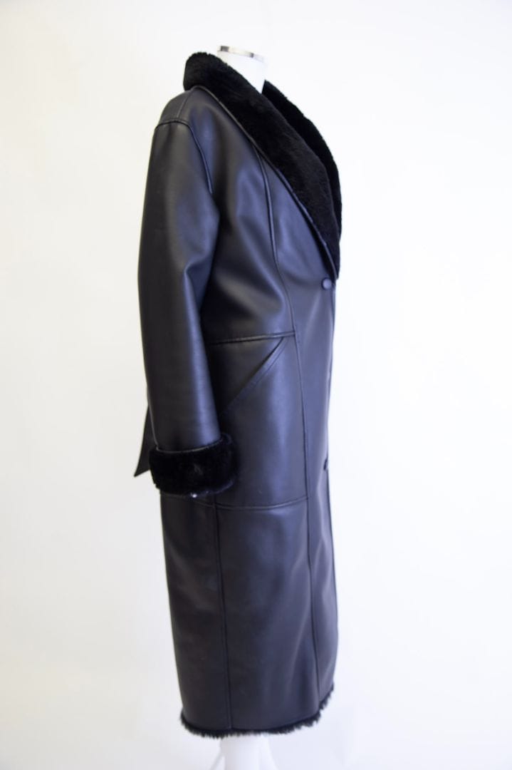 Eaves Eaves Fur lined faux leather long coat Black M