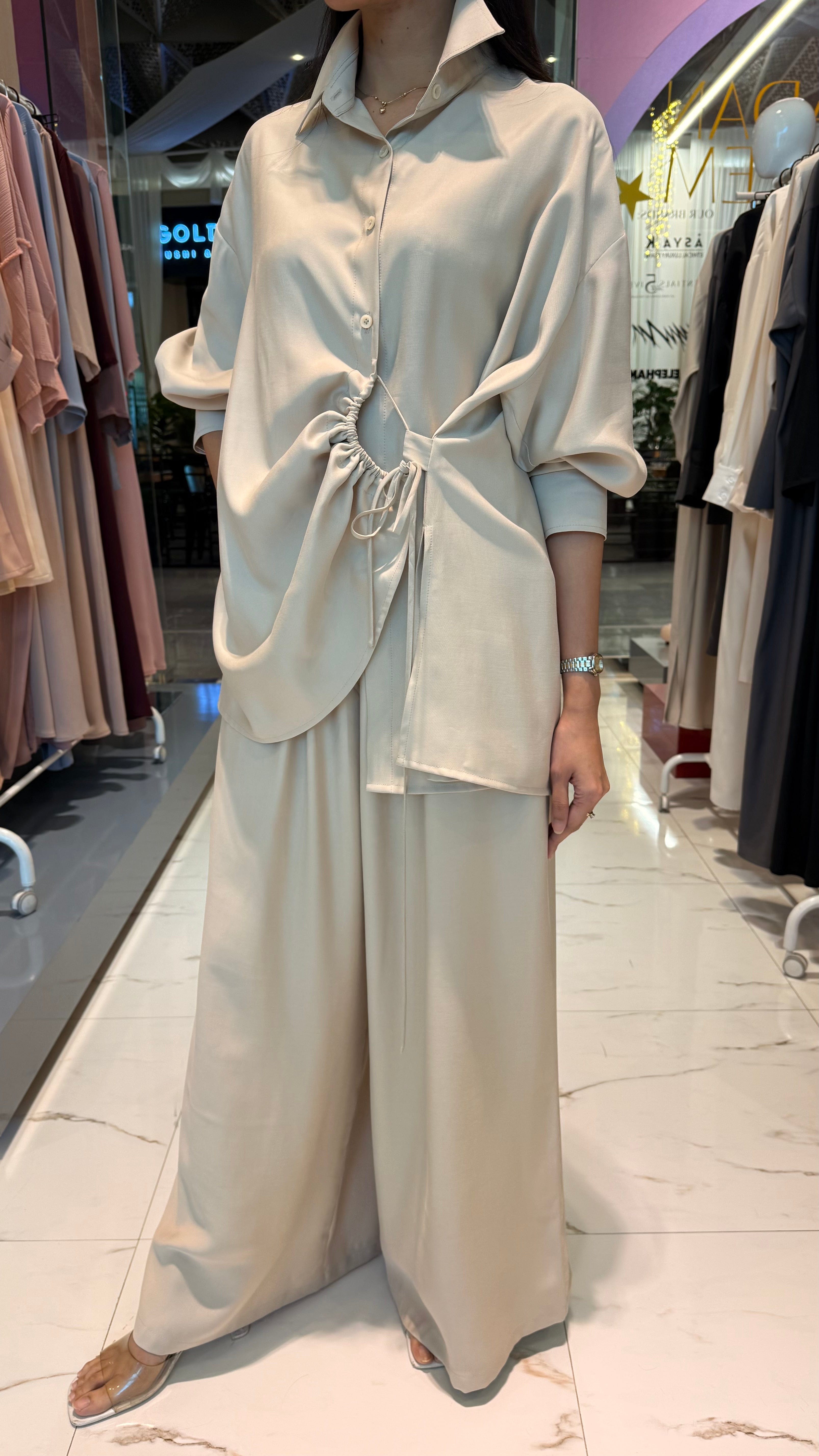 ESSENTIALS5IVE LONG SLEEVES BUTTONED DOWN SHIRT (قميص) “NINA”