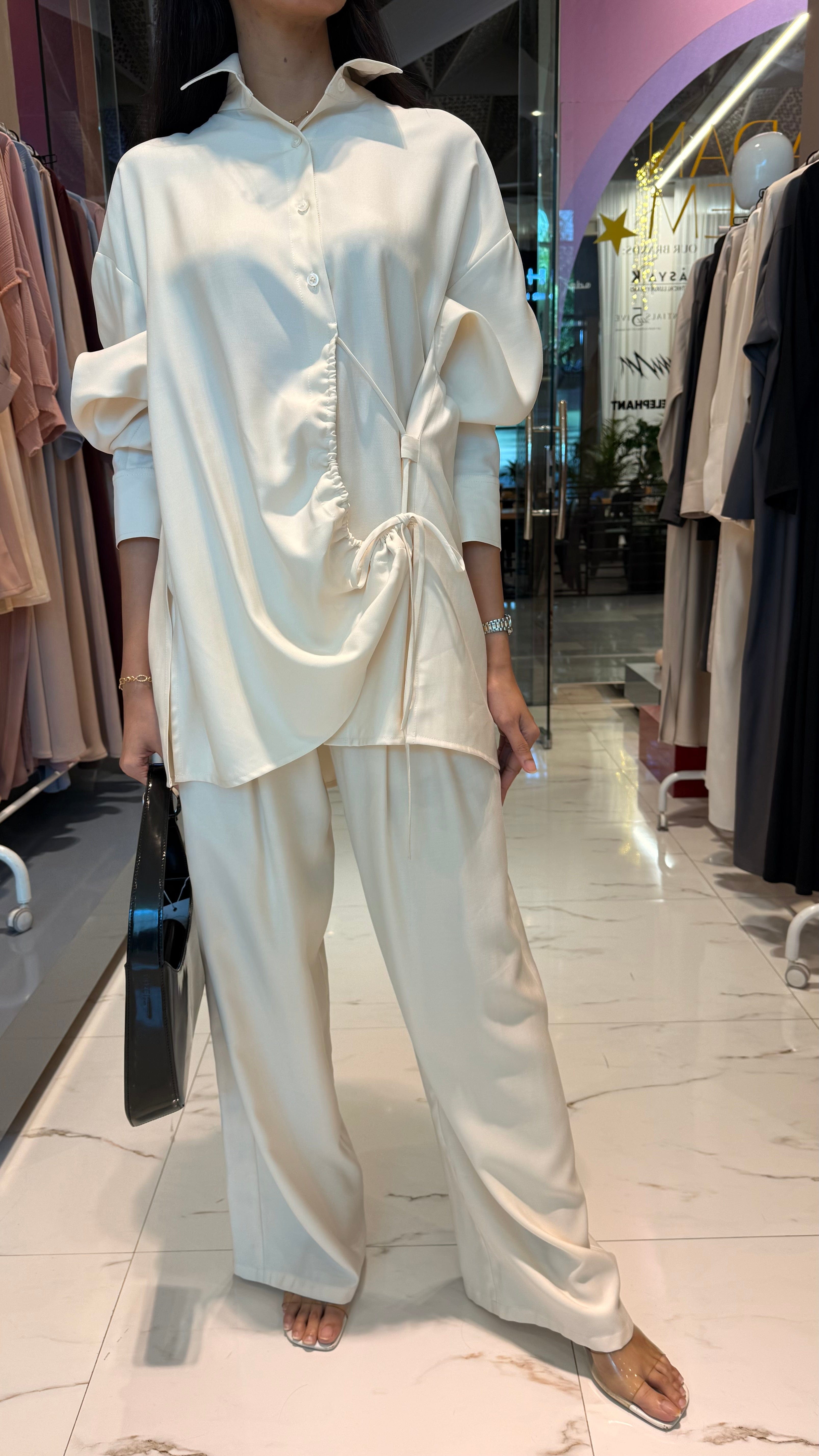 ESSENTIALS5IVE LONG SLEEVES BUTTONED DOWN SHIRT (قميص) “NINA”