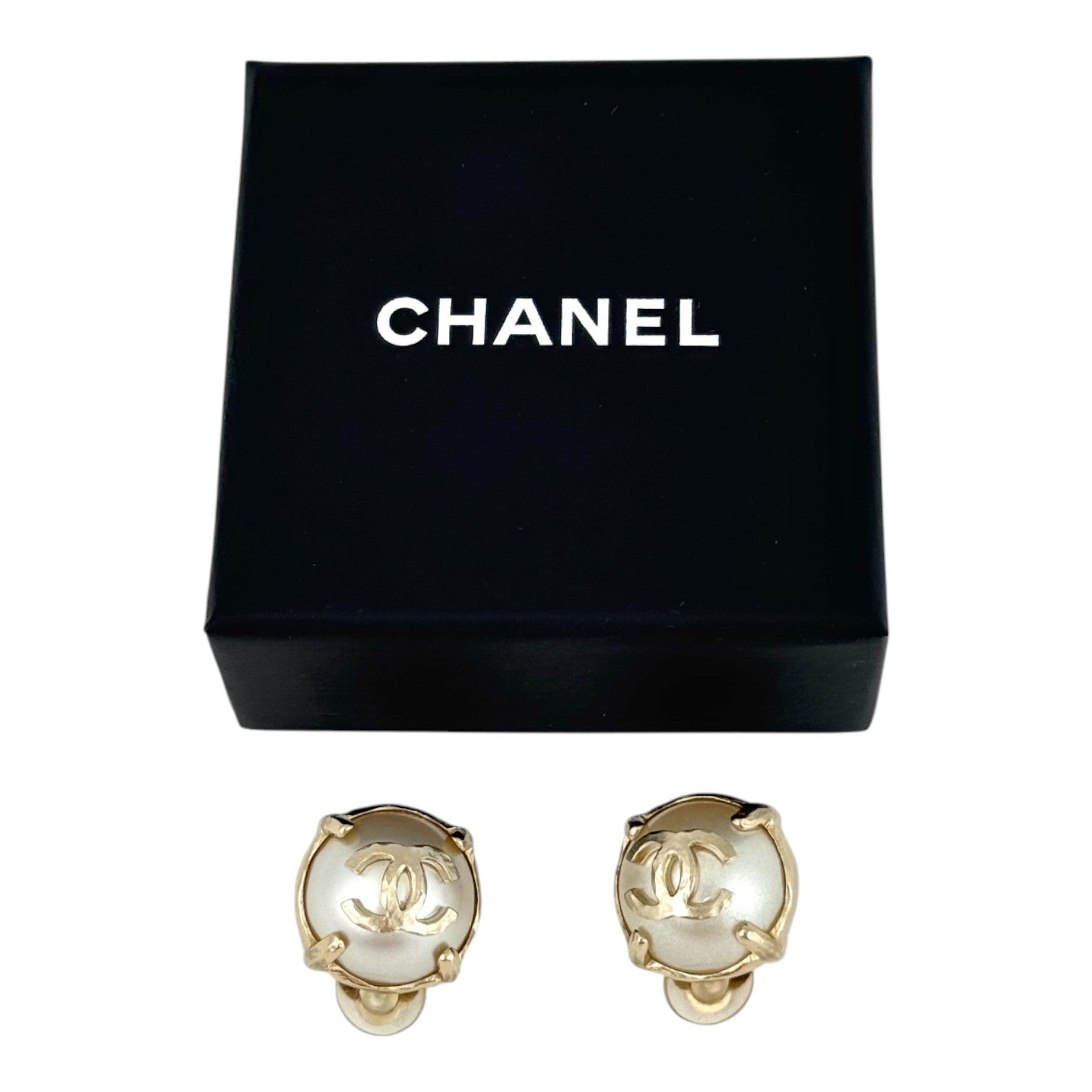 Chanel CC Pearl Clip-On Earrings 13S