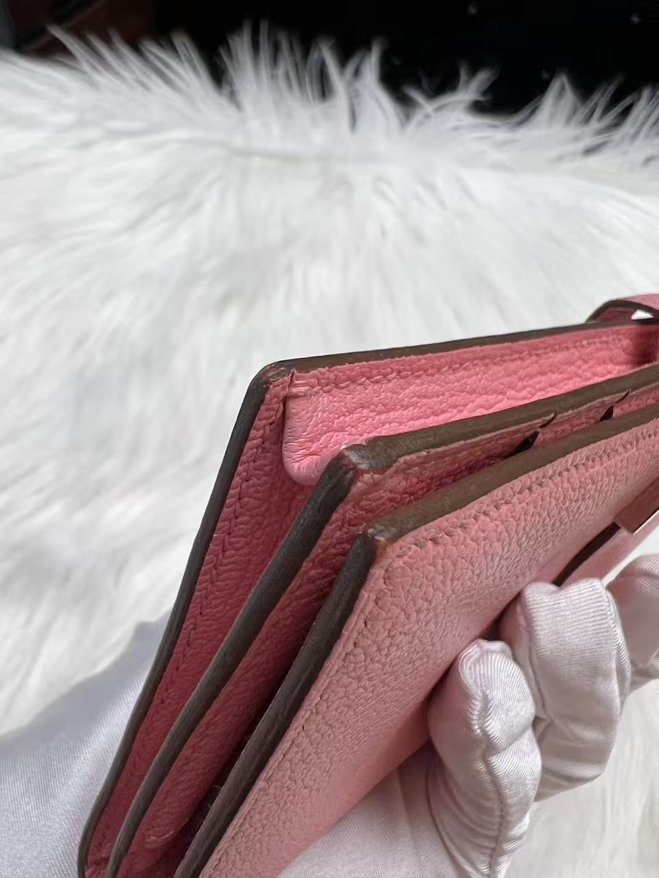 Hermès bearn3Q Premium Leather Bifold Wallet - Sakura Pink