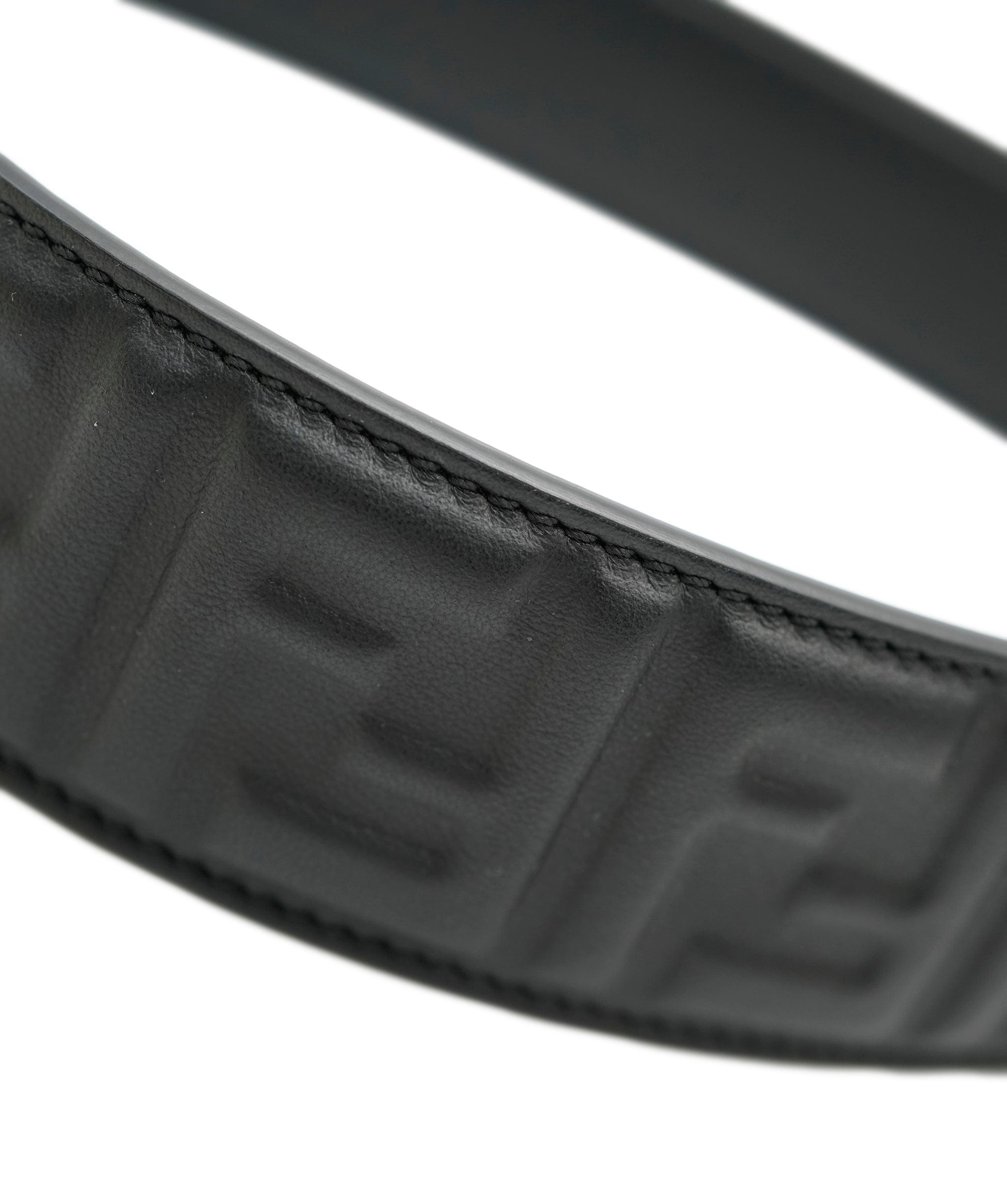 Fendi fendi shoulder strap black AVC1815