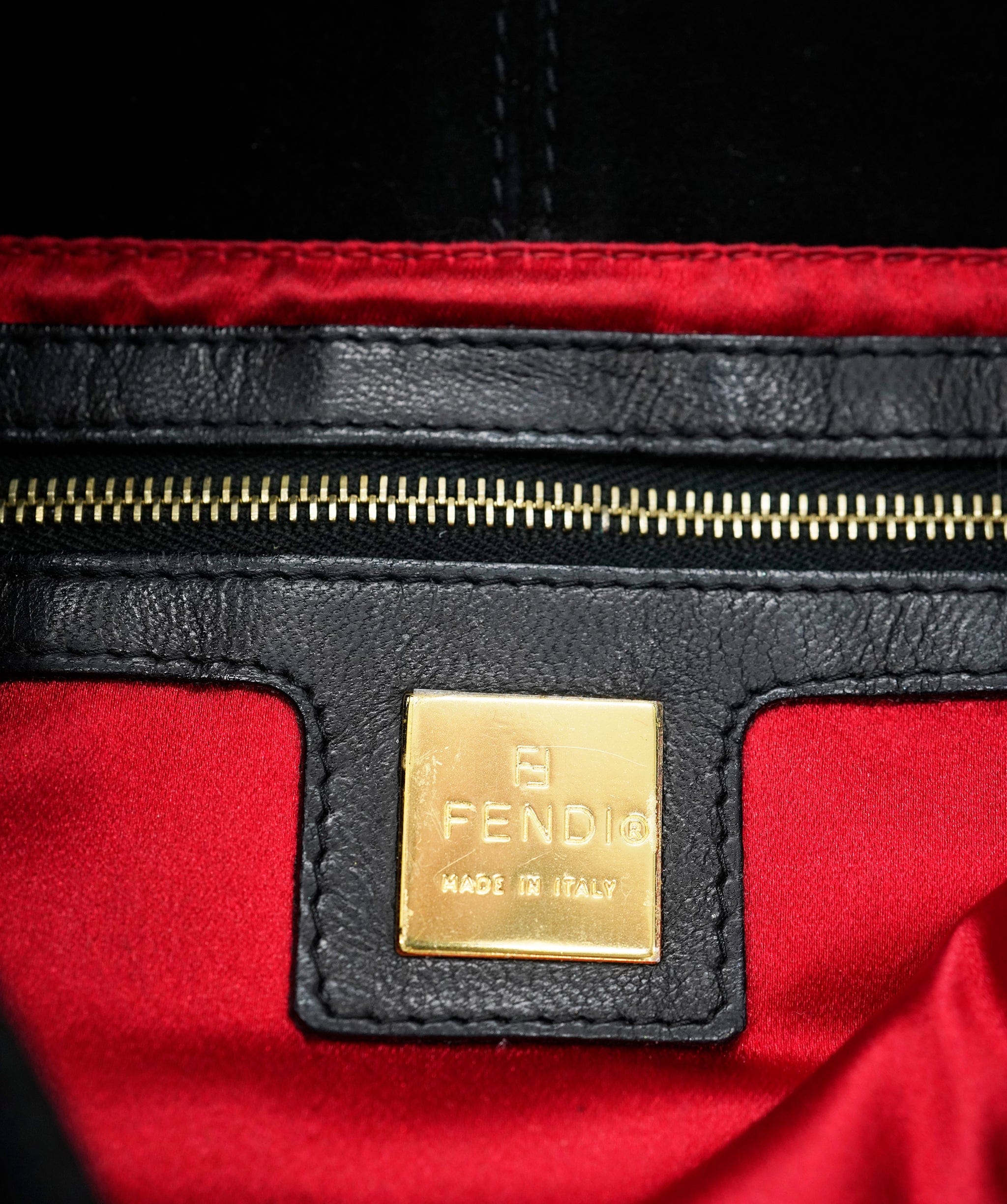 Fendi Fendi Black Suede Baguette ALC2451