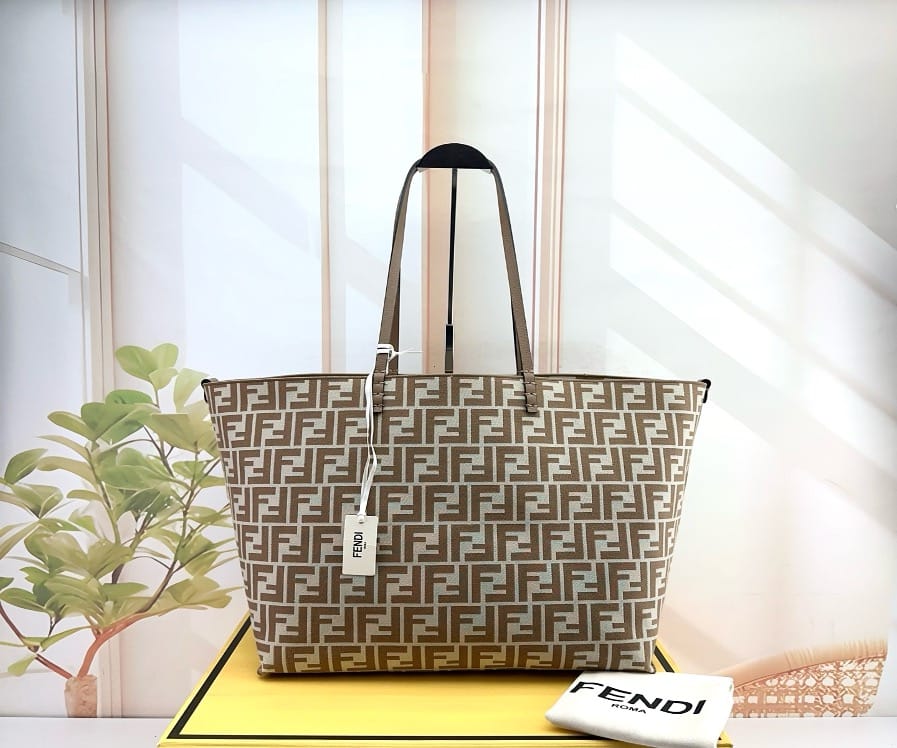 Fendi Fendi Brown FF Canvas Sunshine Large Tote Bag 22956069