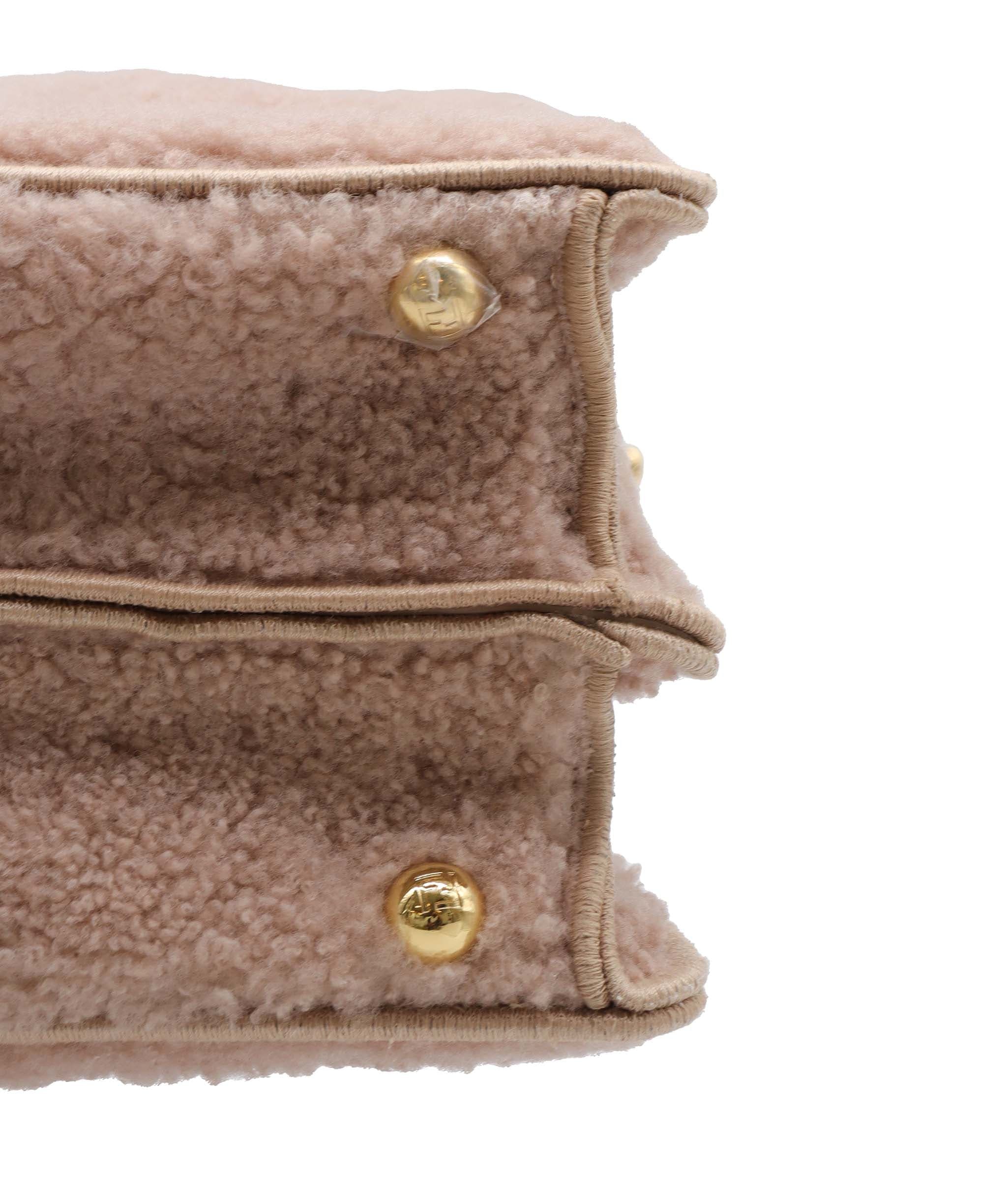 Fendi Fendi Nude Shearling Peekaboo Bag GHW AGC2033