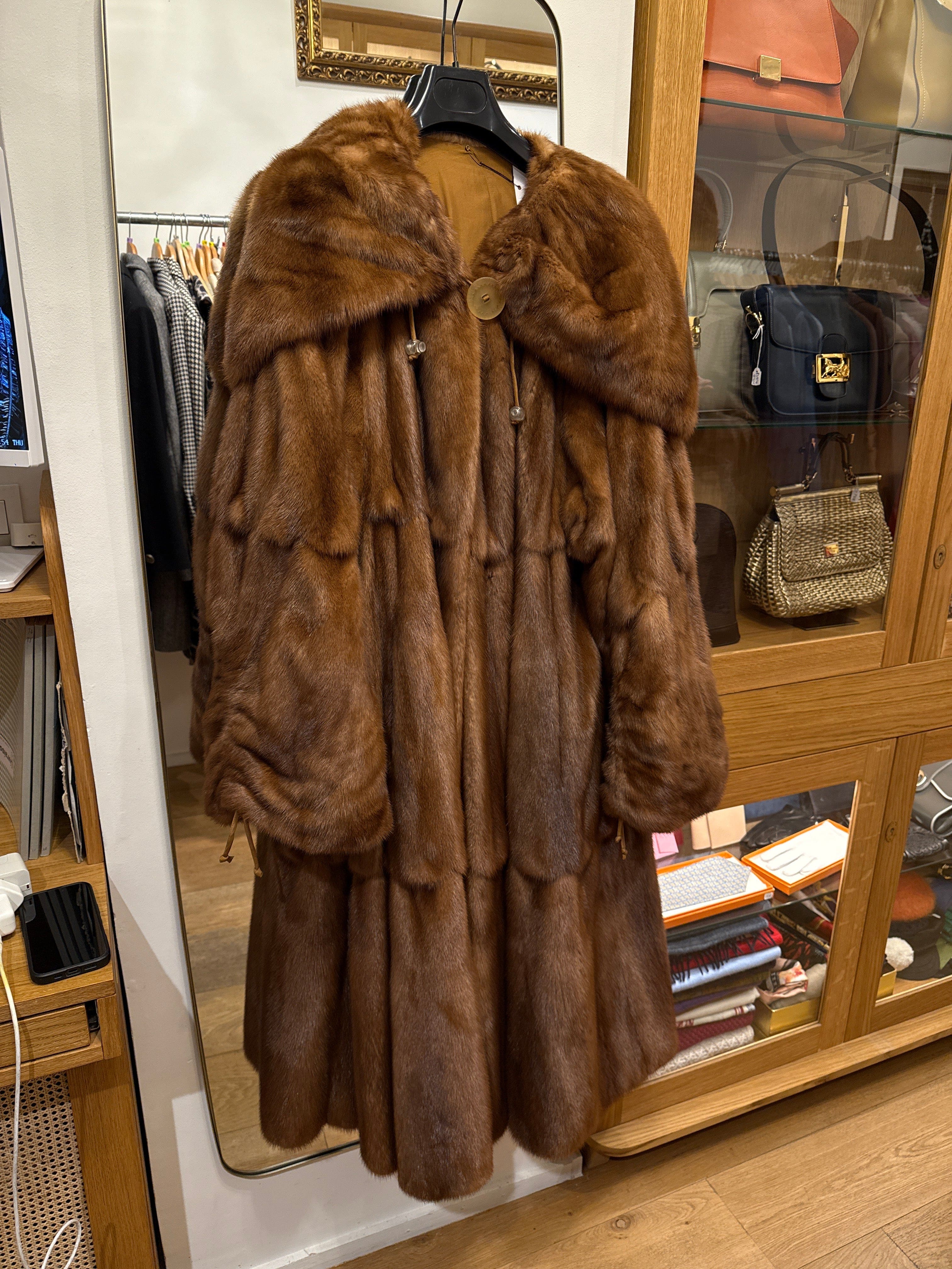 Fendi Fendi long cape style mink AGC3079