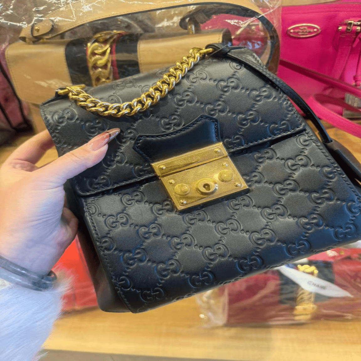 Gucci Gucci Black padlock packback AKC0538